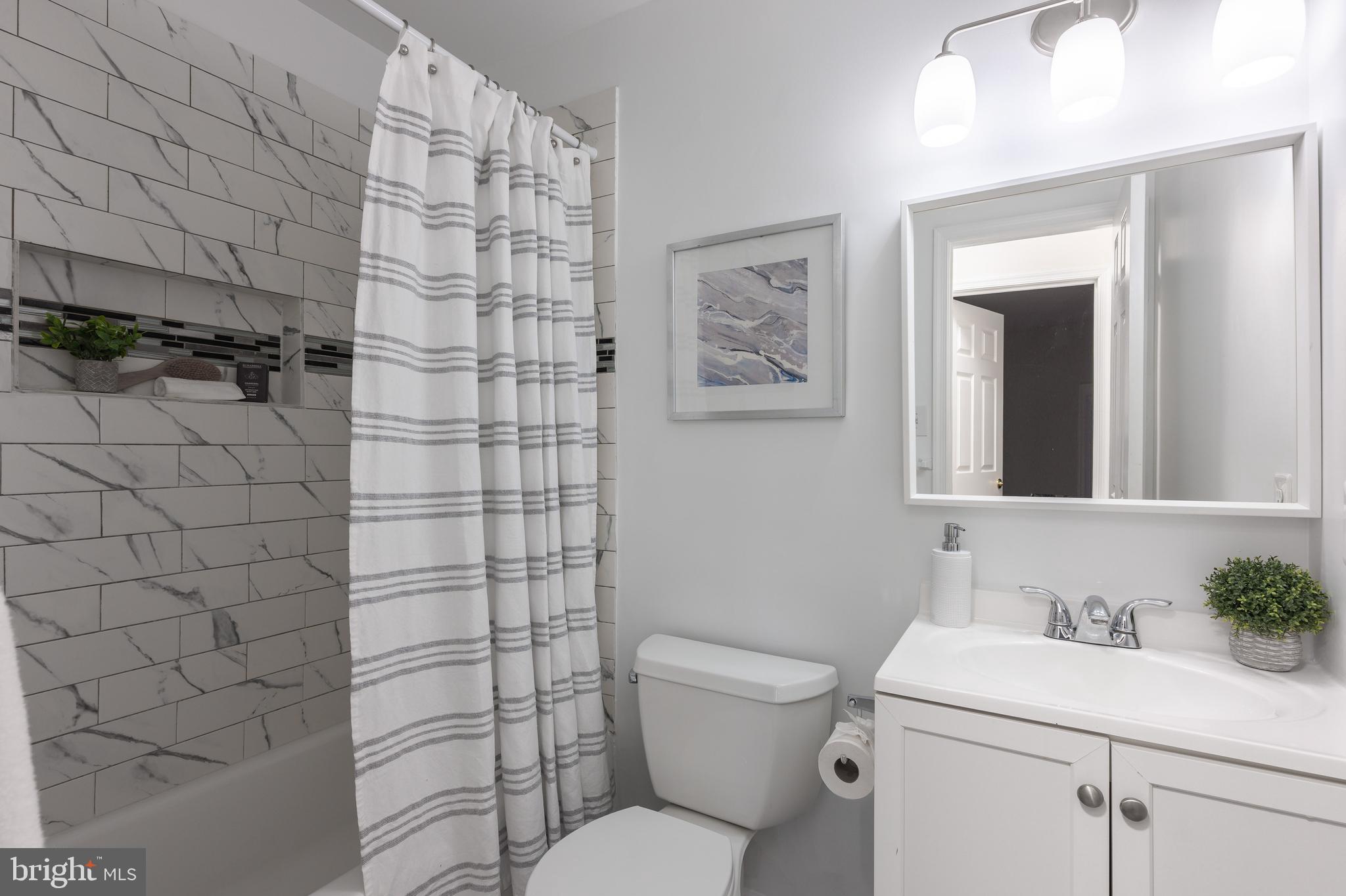 POTOMAC RIDGE - Residential