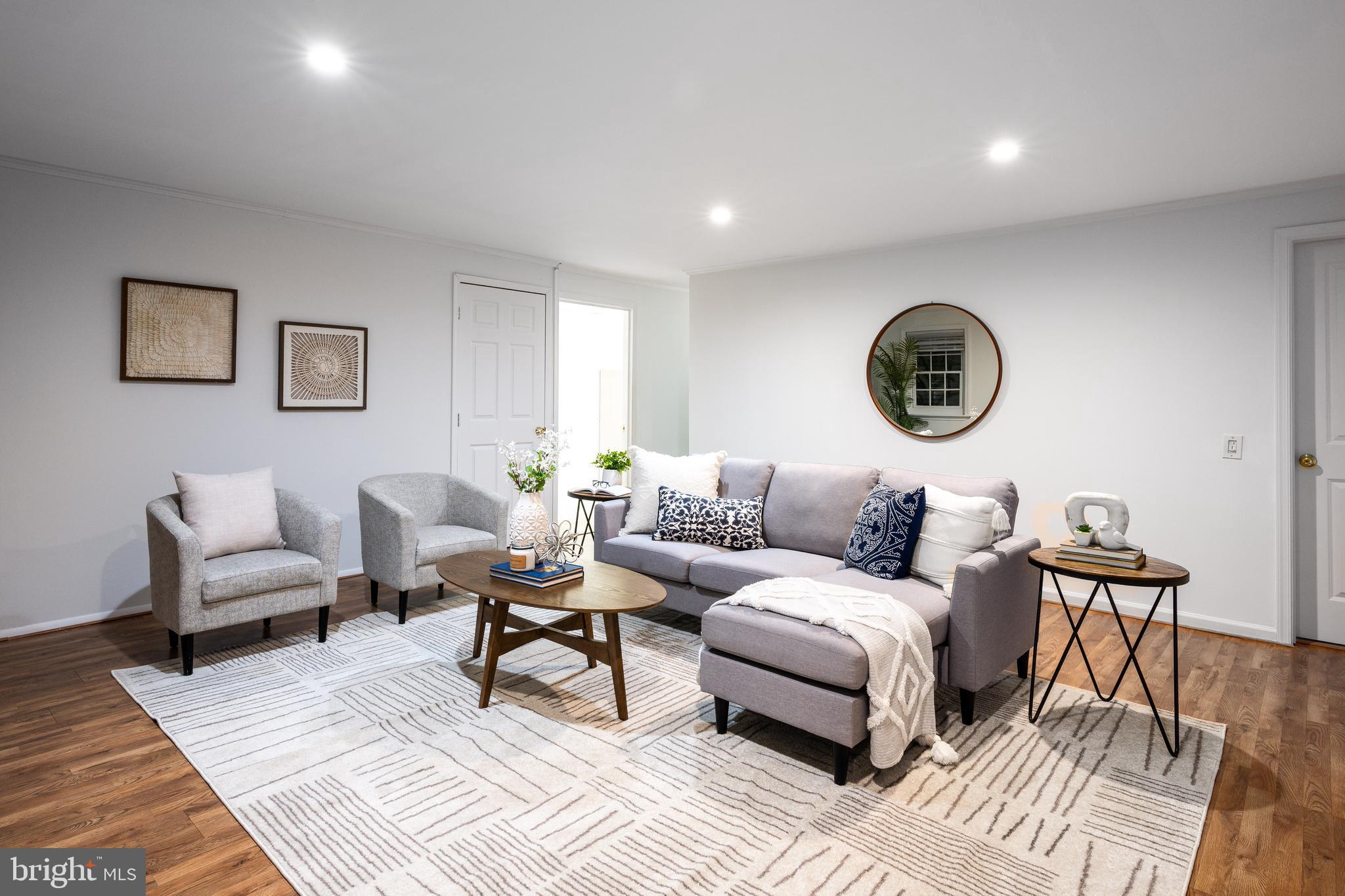 POTOMAC RIDGE - Residential