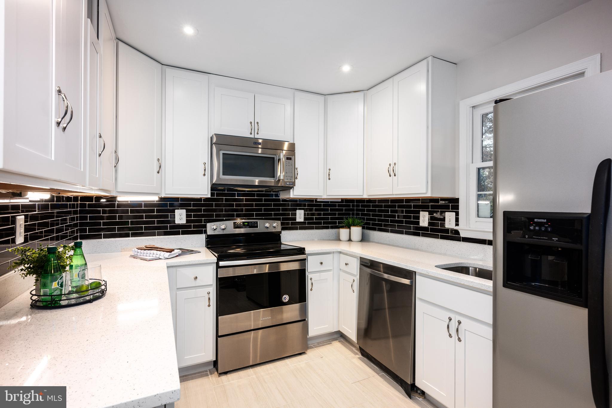 POTOMAC RIDGE - Residential