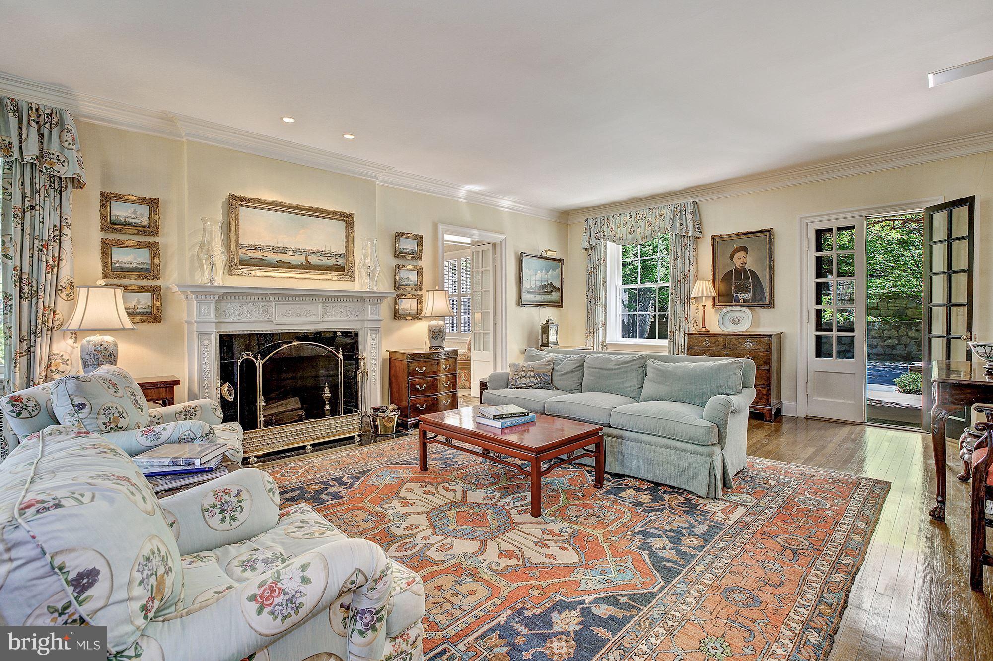 SPRING VALLEY - Residential