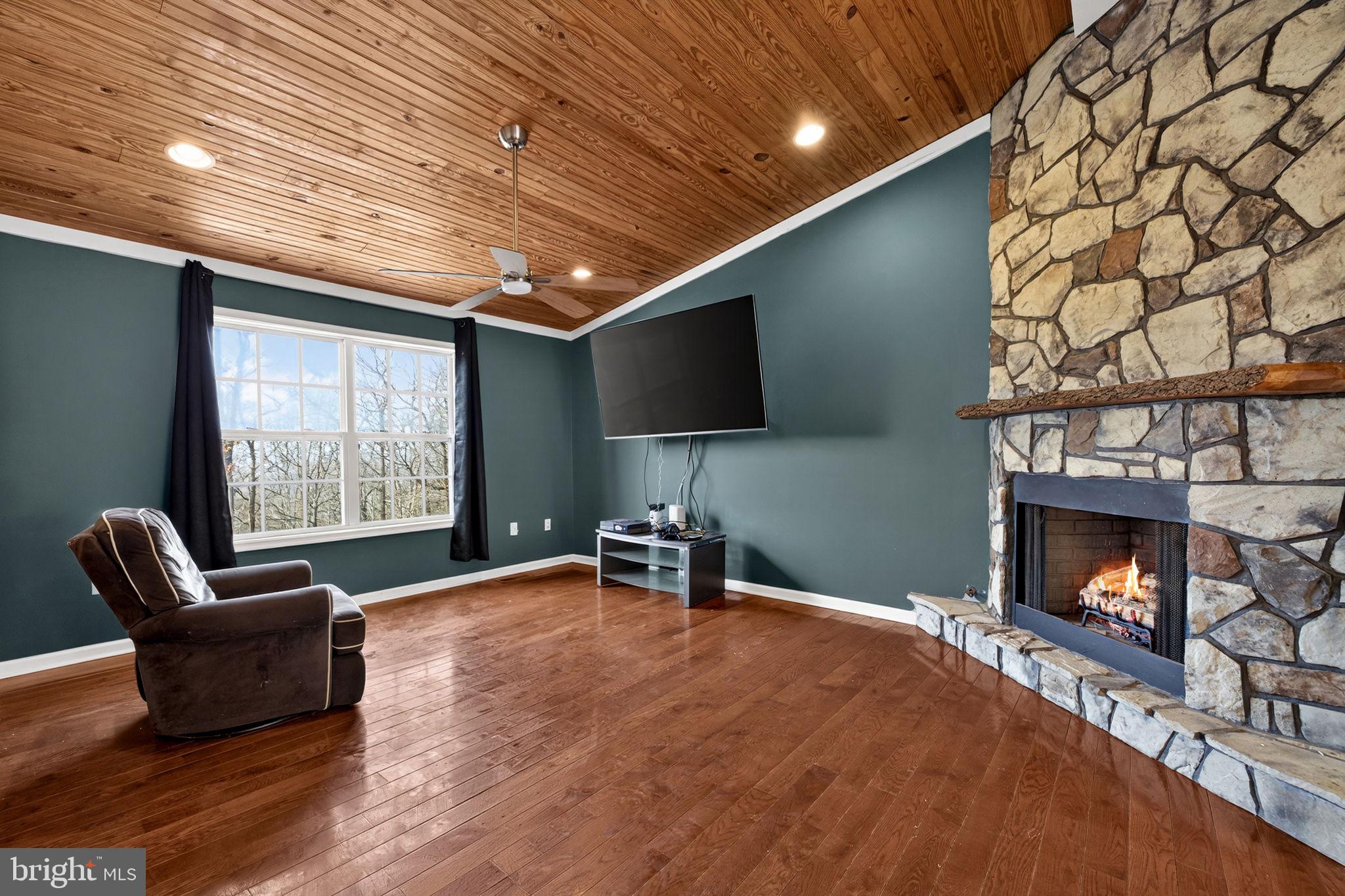 SHANNONDALE - Residential