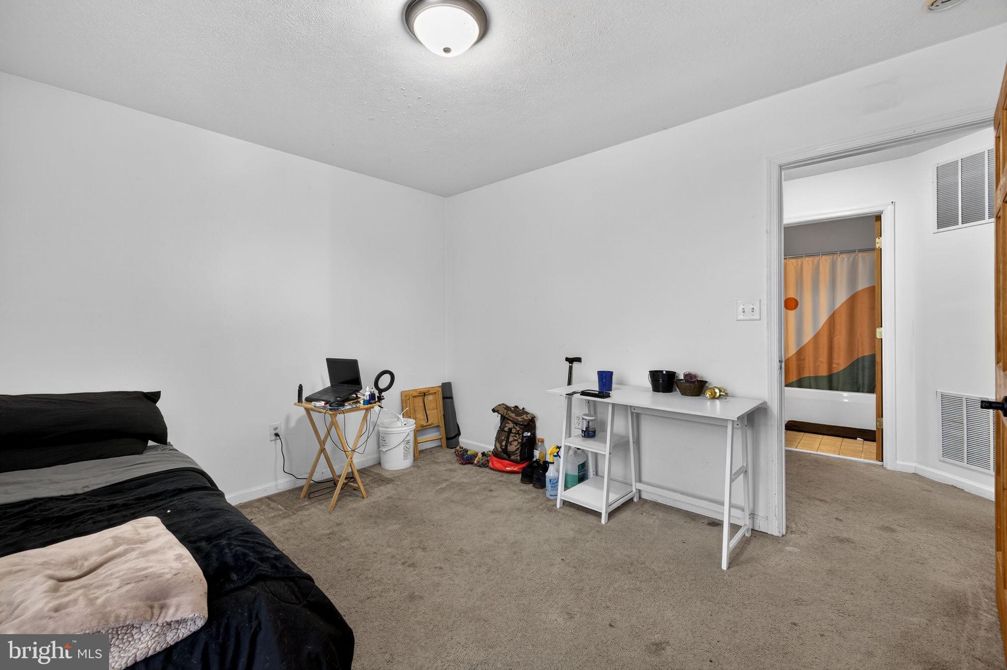 SHANNONDALE - Residential