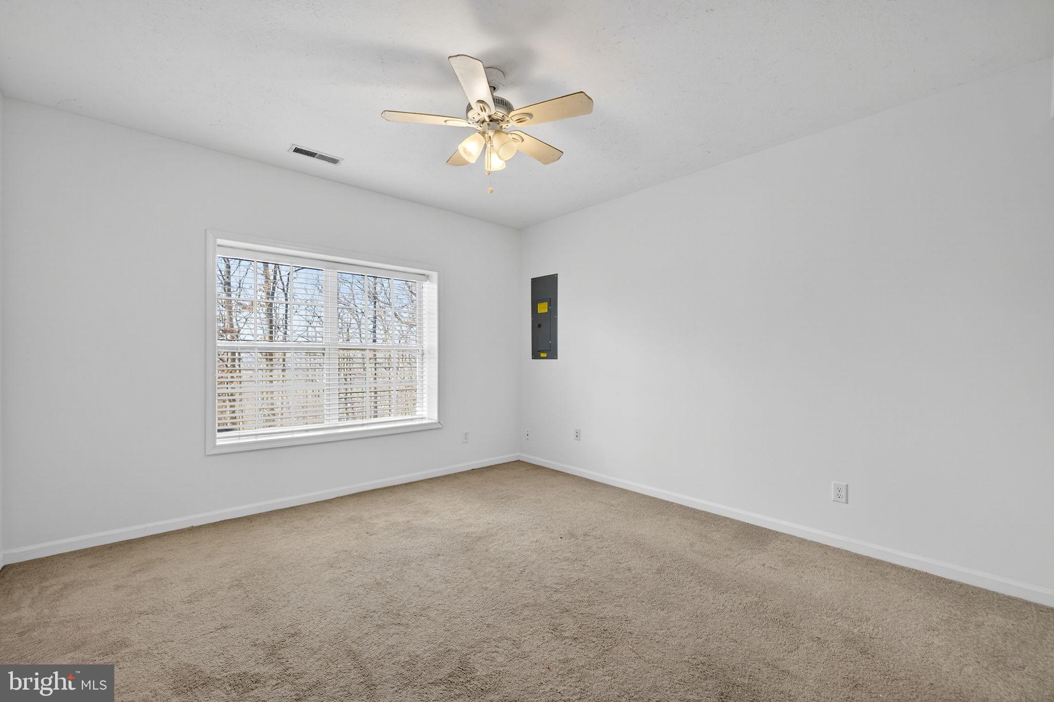 SHANNONDALE - Residential