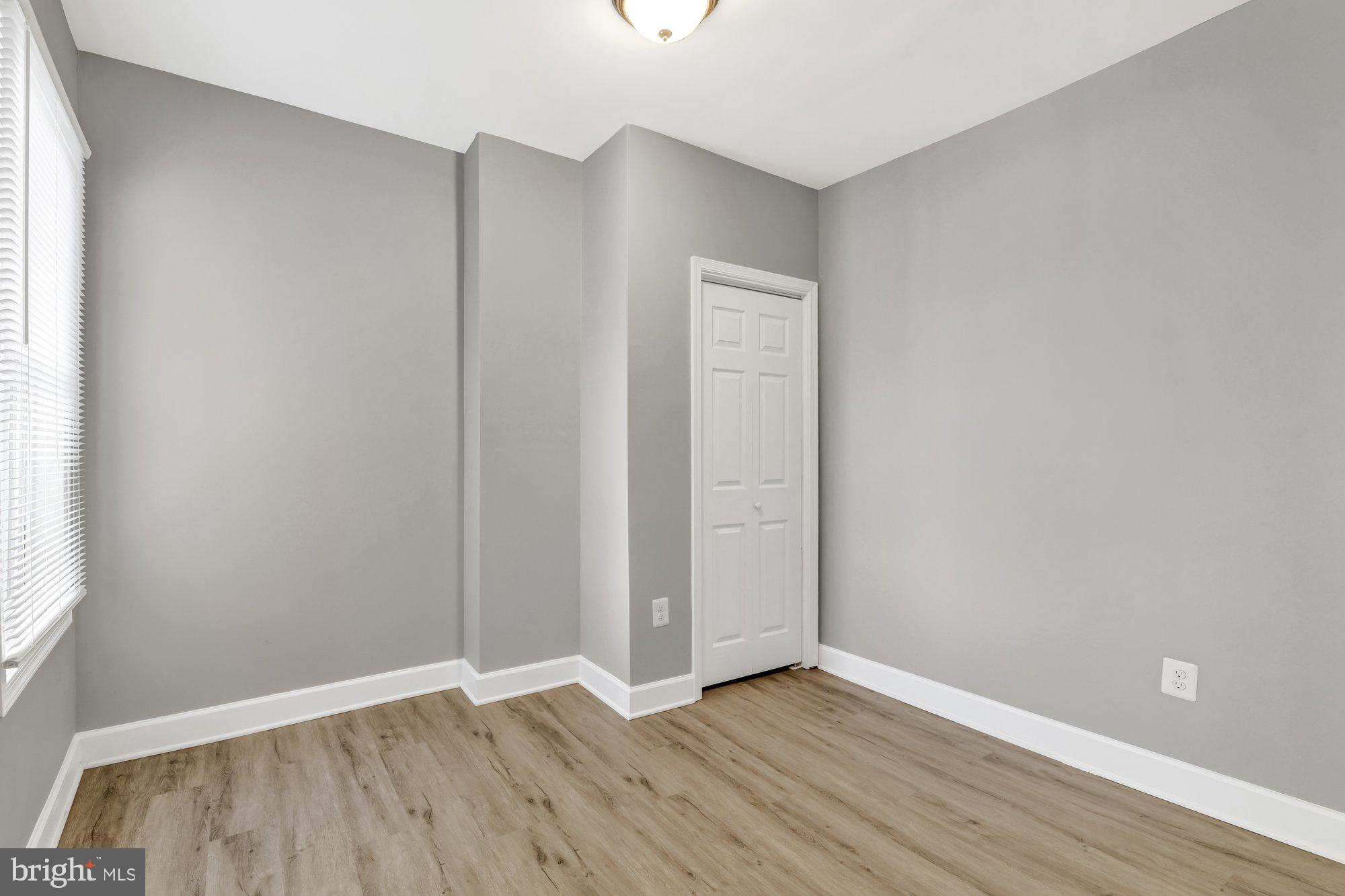 BROADWAY EAST - Residential