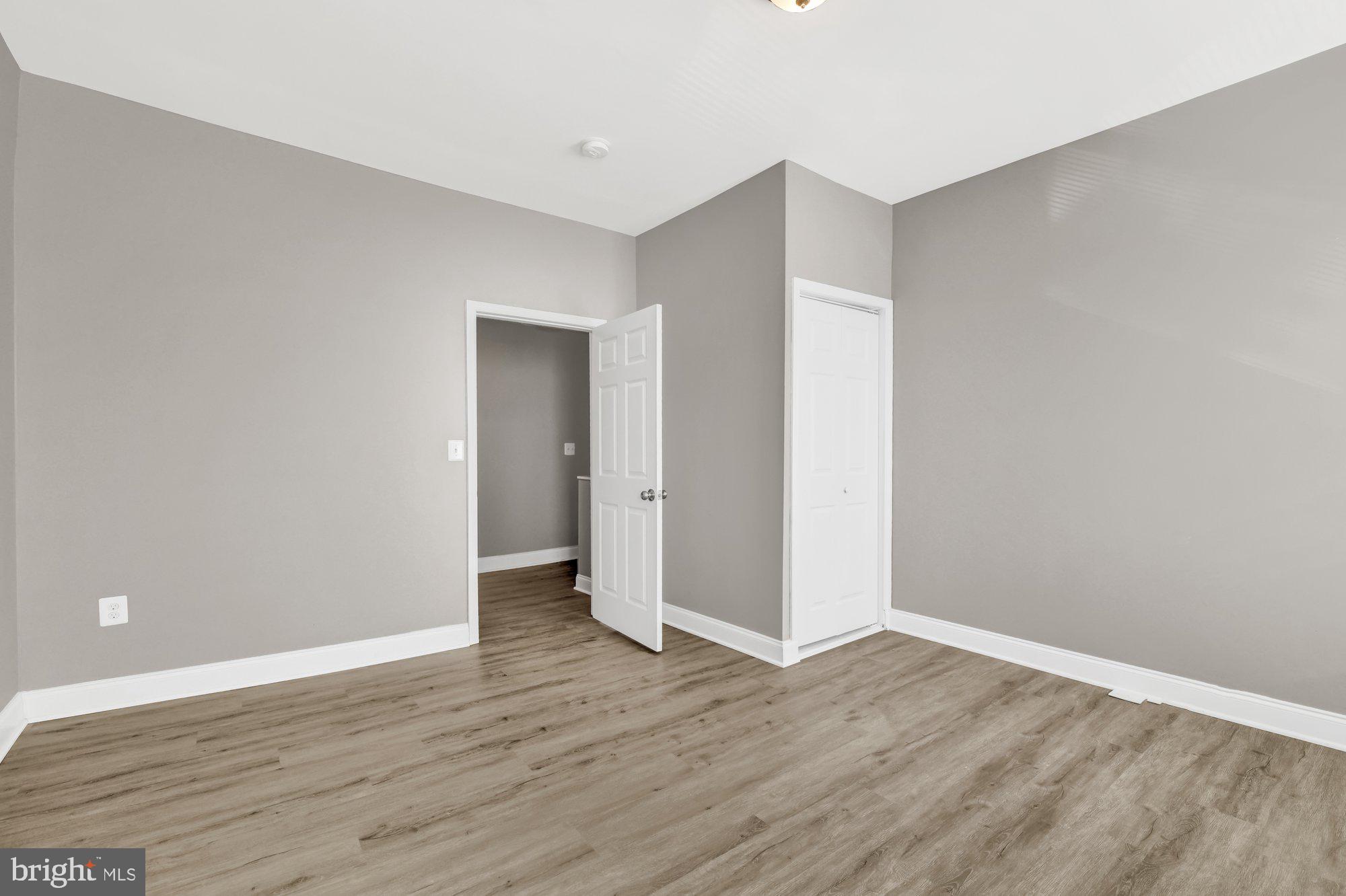 BROADWAY EAST - Residential