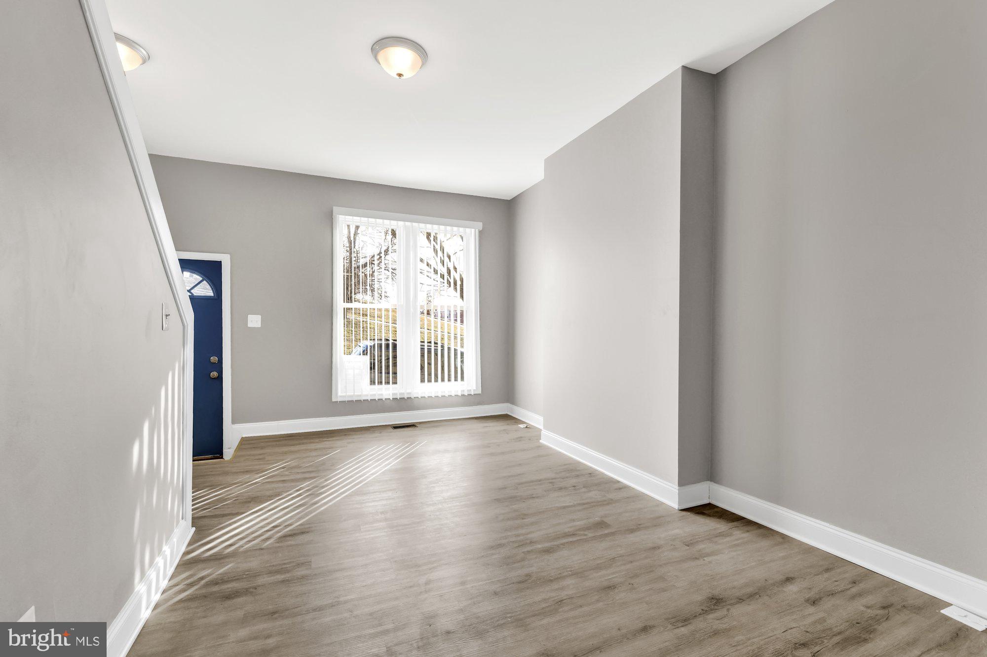 BROADWAY EAST - Residential