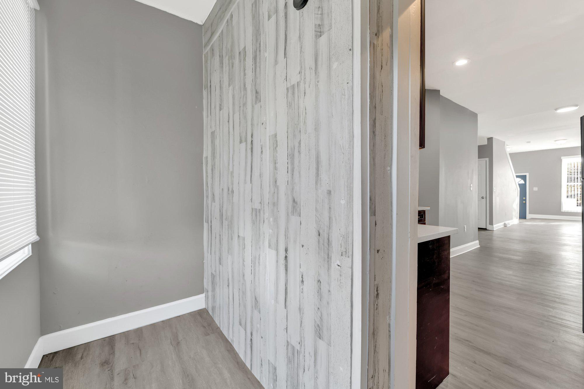 BROADWAY EAST - Residential