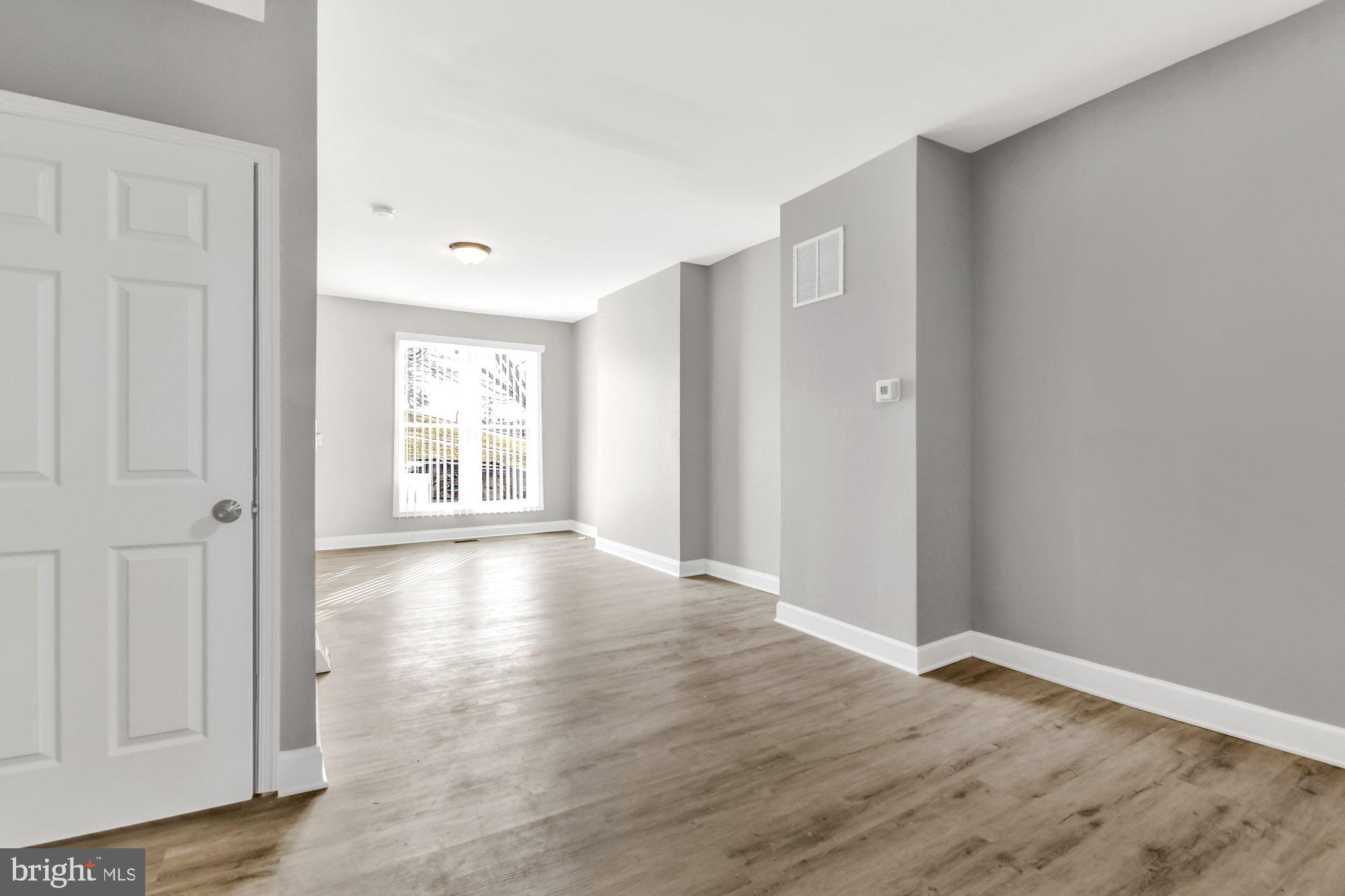 BROADWAY EAST - Residential