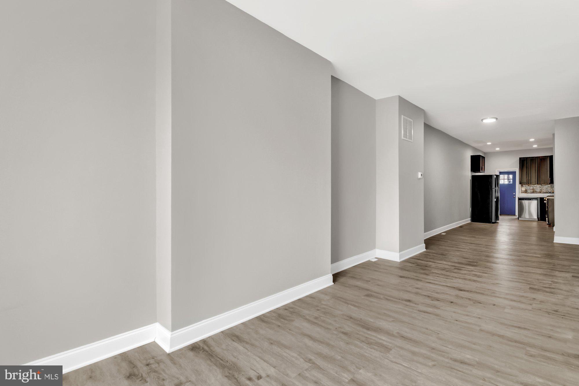 BROADWAY EAST - Residential