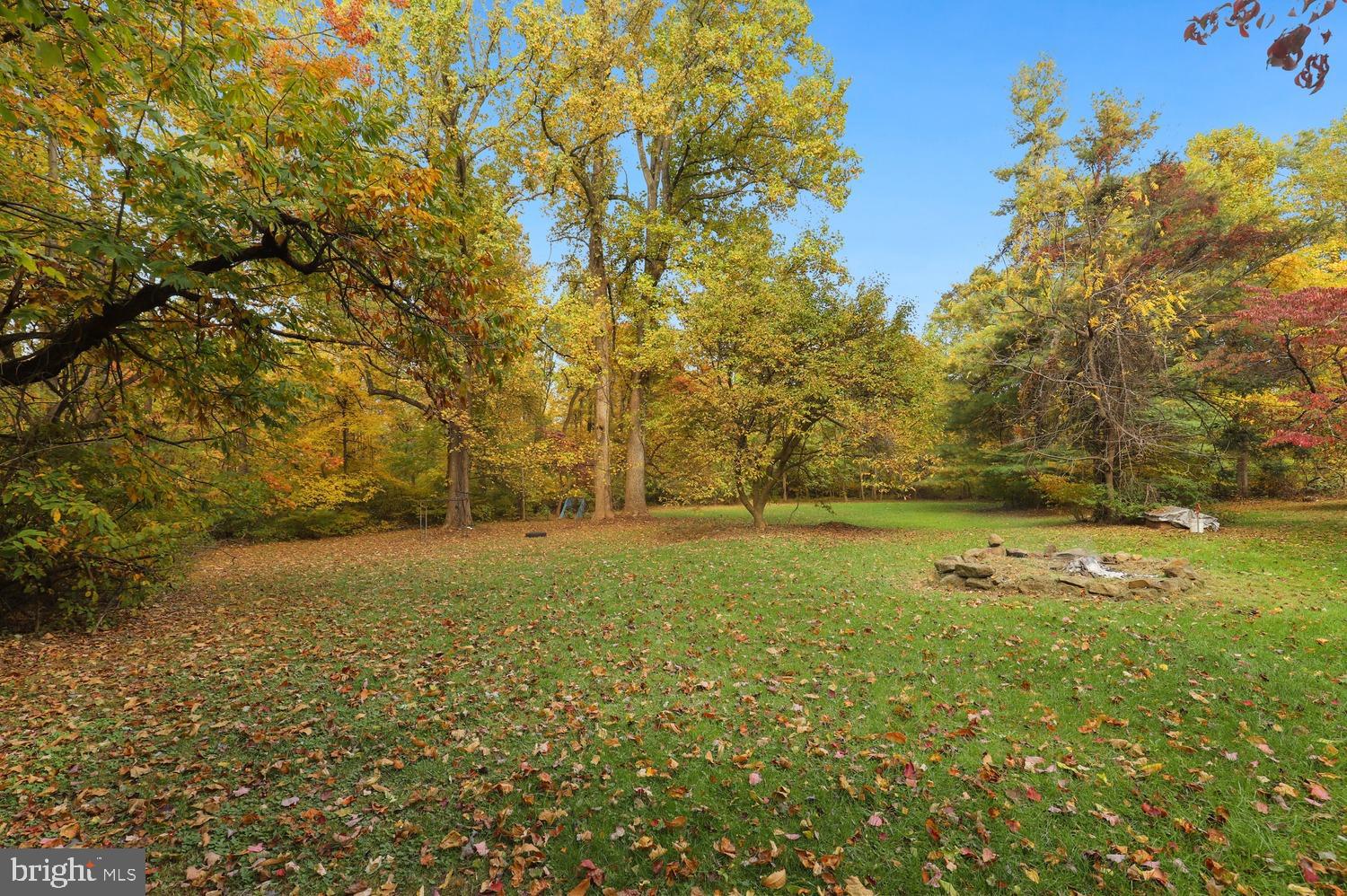 LINDEN WOODS - Residential