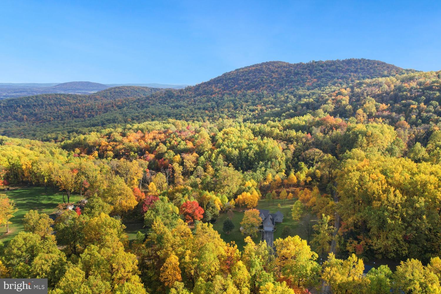 LINDEN WOODS - Residential