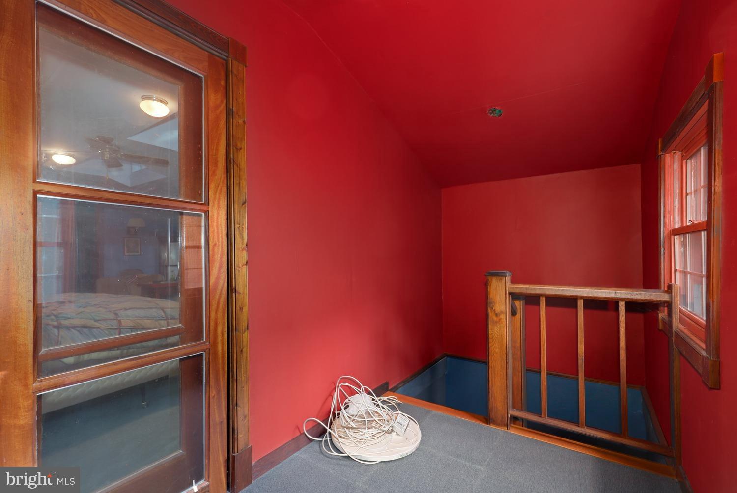 LINDEN WOODS - Residential