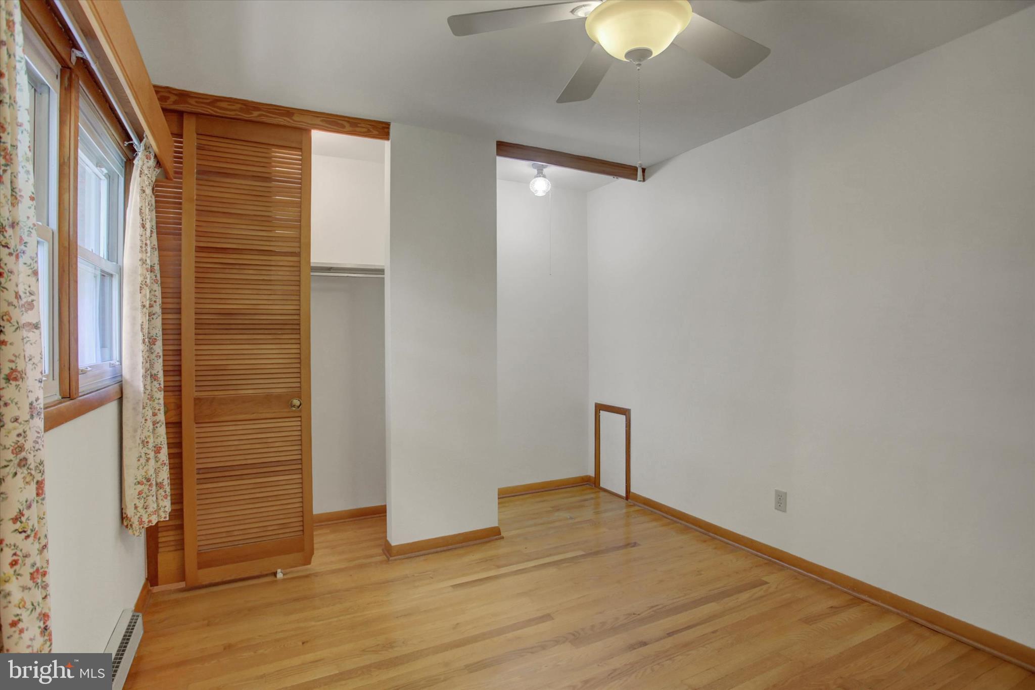 ORCHARD HILLS - Residential