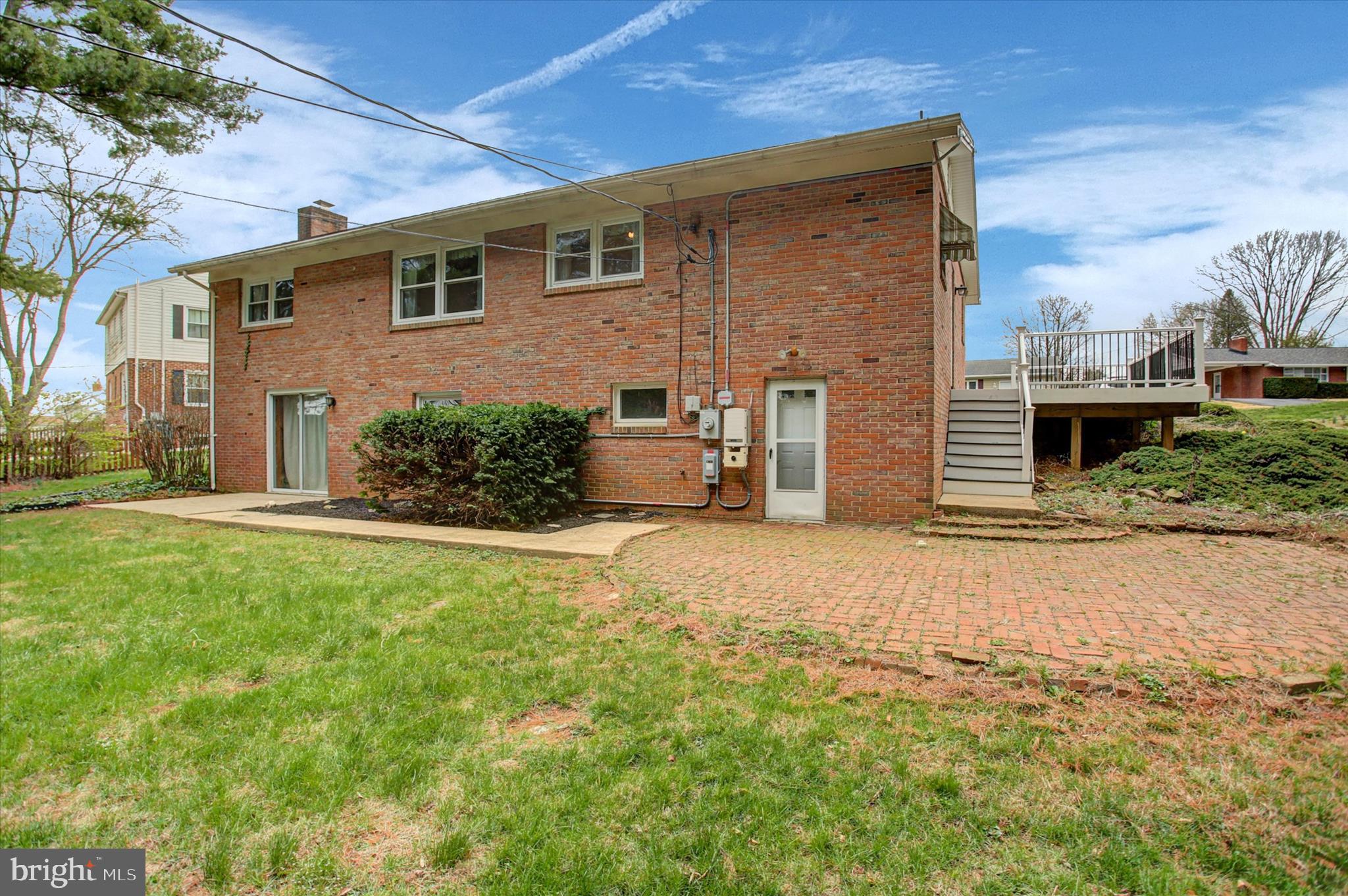 ORCHARD HILLS - Residential