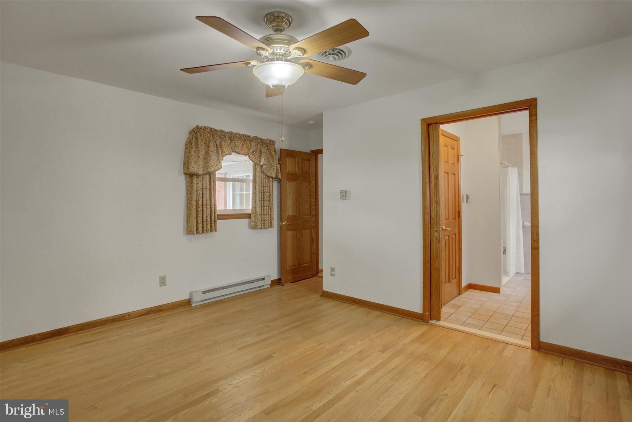 ORCHARD HILLS - Residential