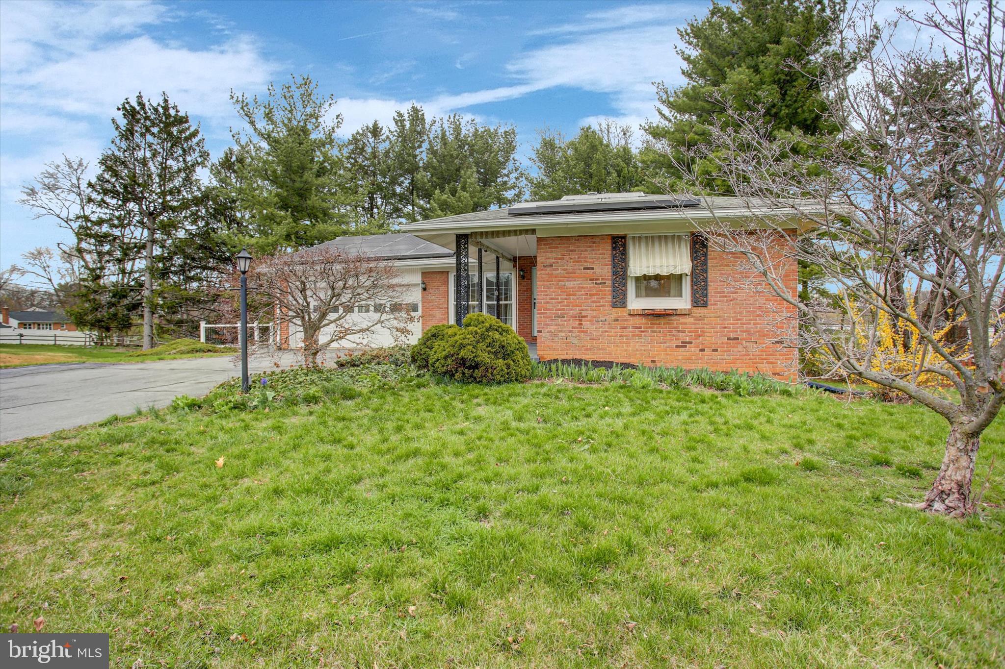 ORCHARD HILLS - Residential