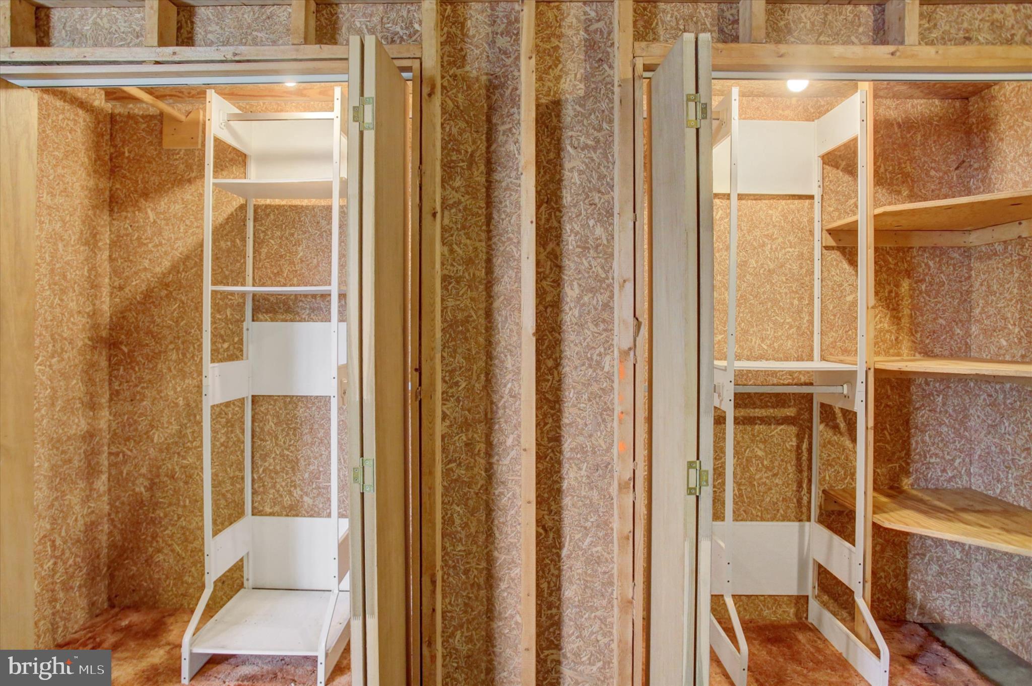 ORCHARD HILLS - Residential