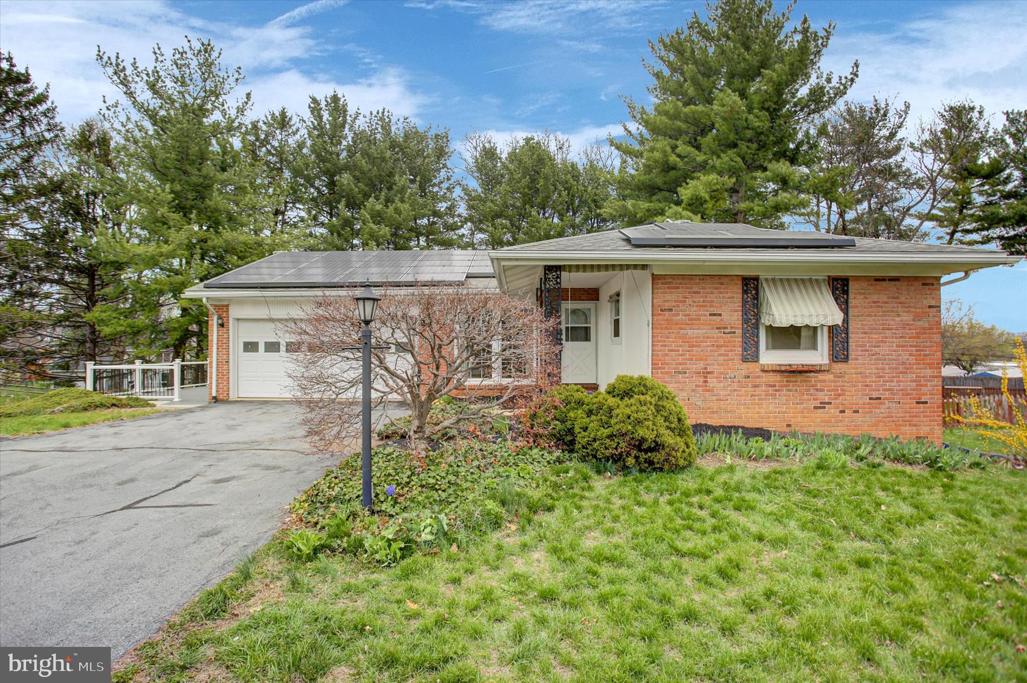 ORCHARD HILLS - Residential