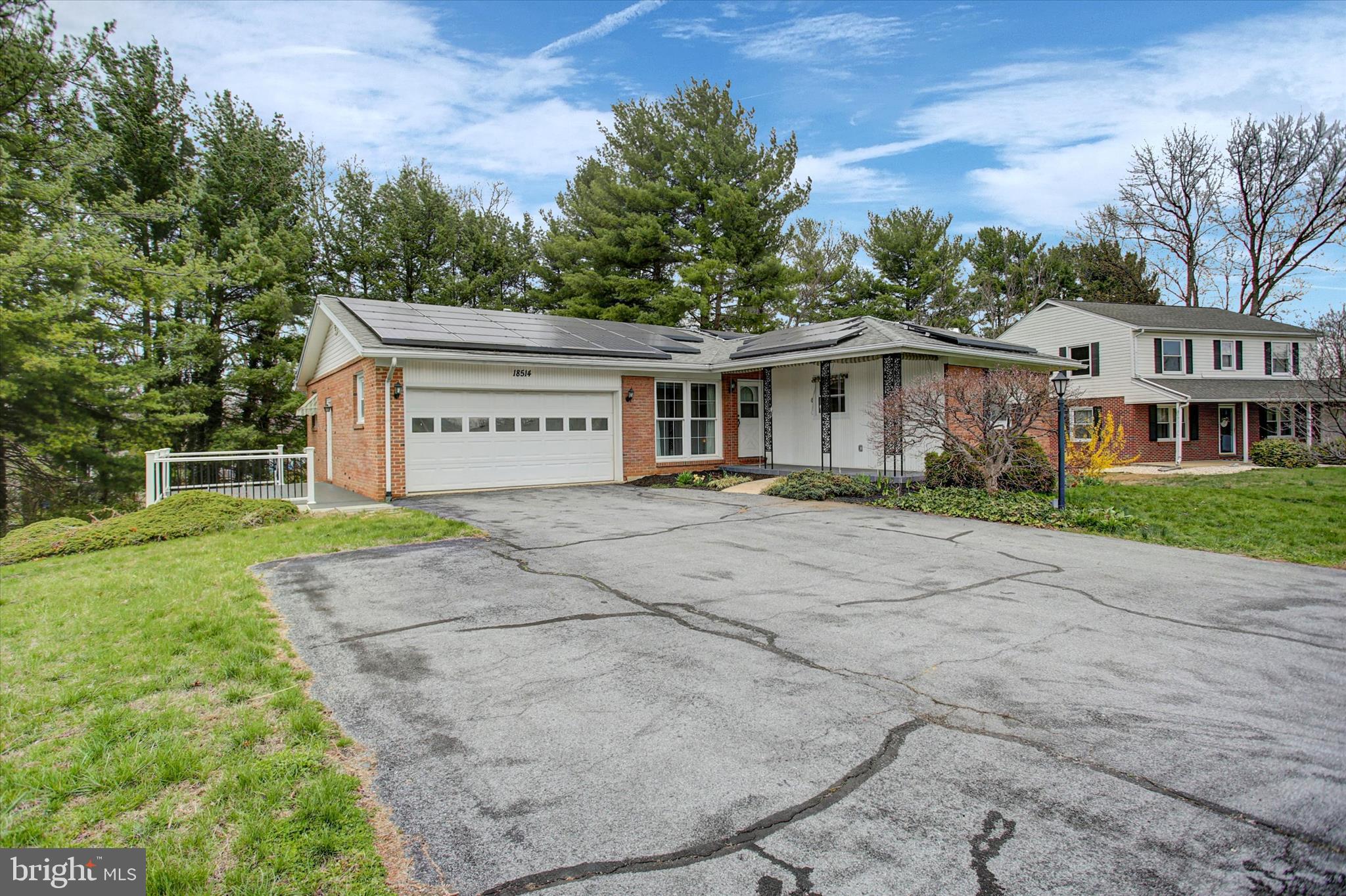 ORCHARD HILLS - Residential