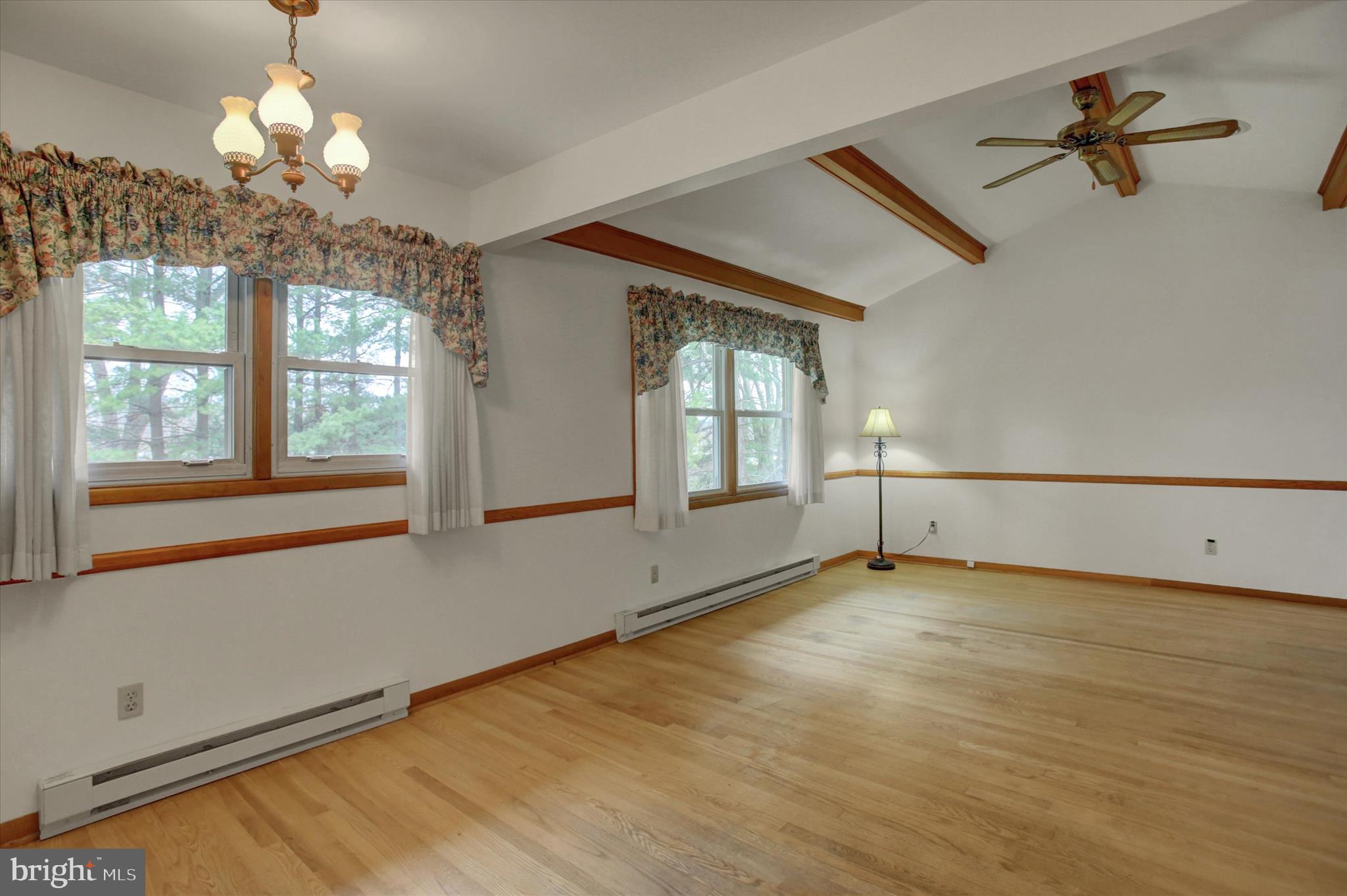 ORCHARD HILLS - Residential