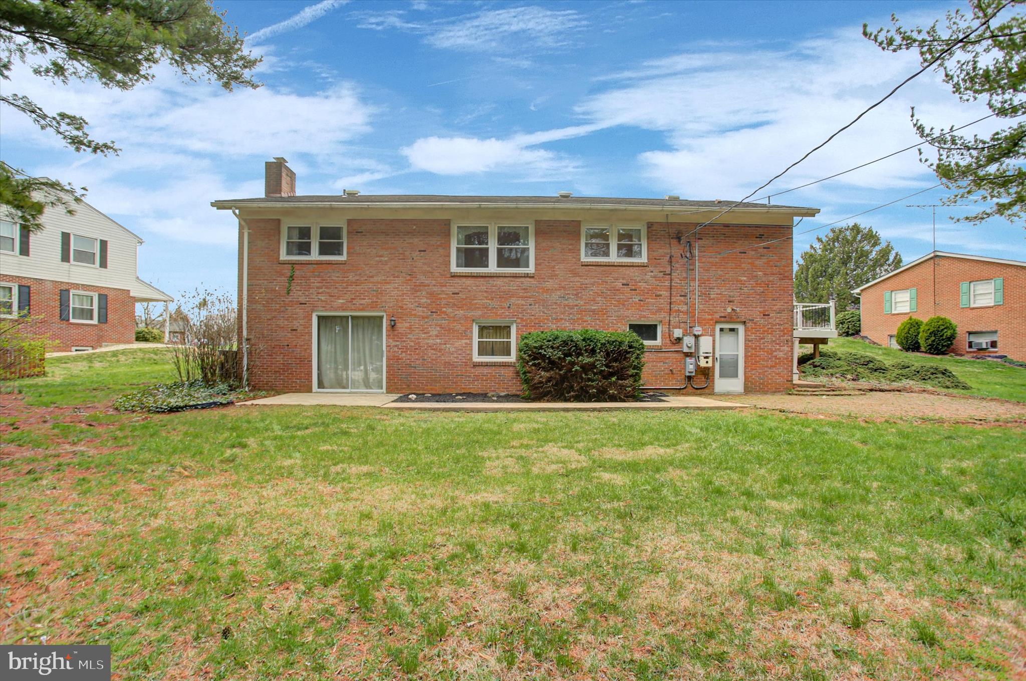 ORCHARD HILLS - Residential