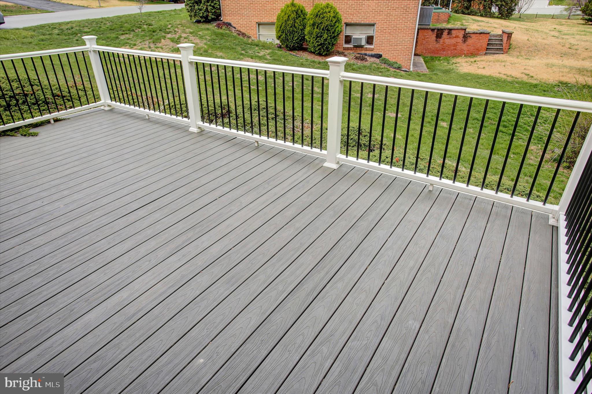 ORCHARD HILLS - Residential