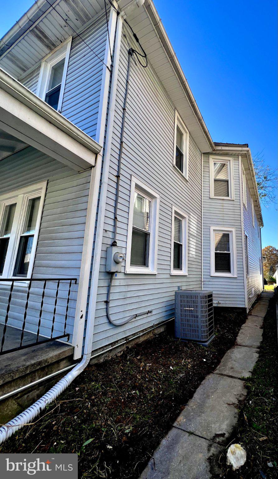 19 S COLLEGE STREET