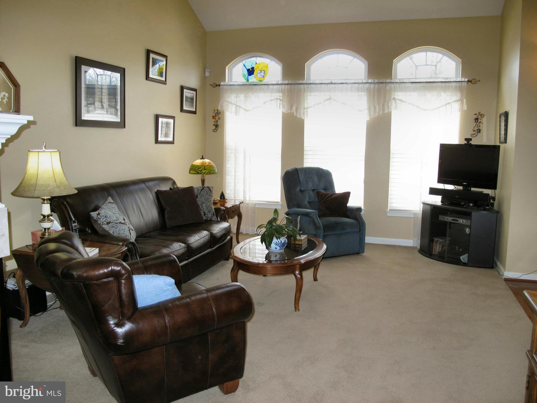 ASHBURN VILLAGE - Residential