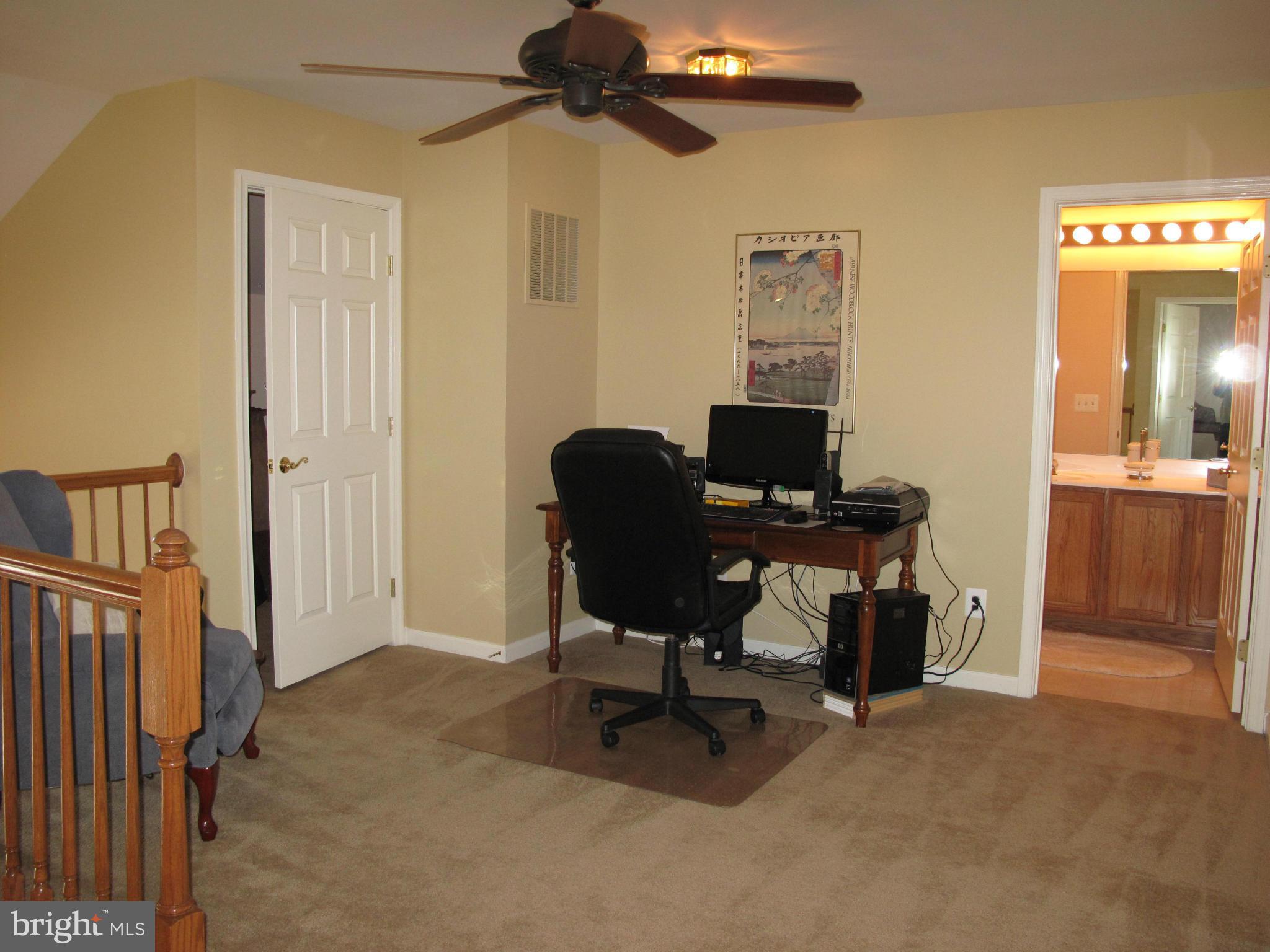 ASHBURN VILLAGE - Residential