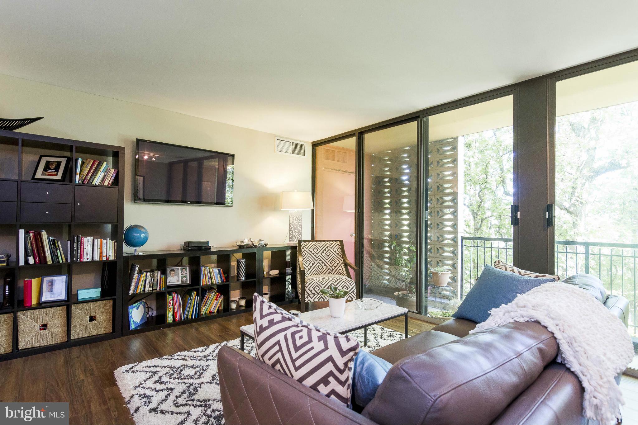 TWENTY-ONE - Residential