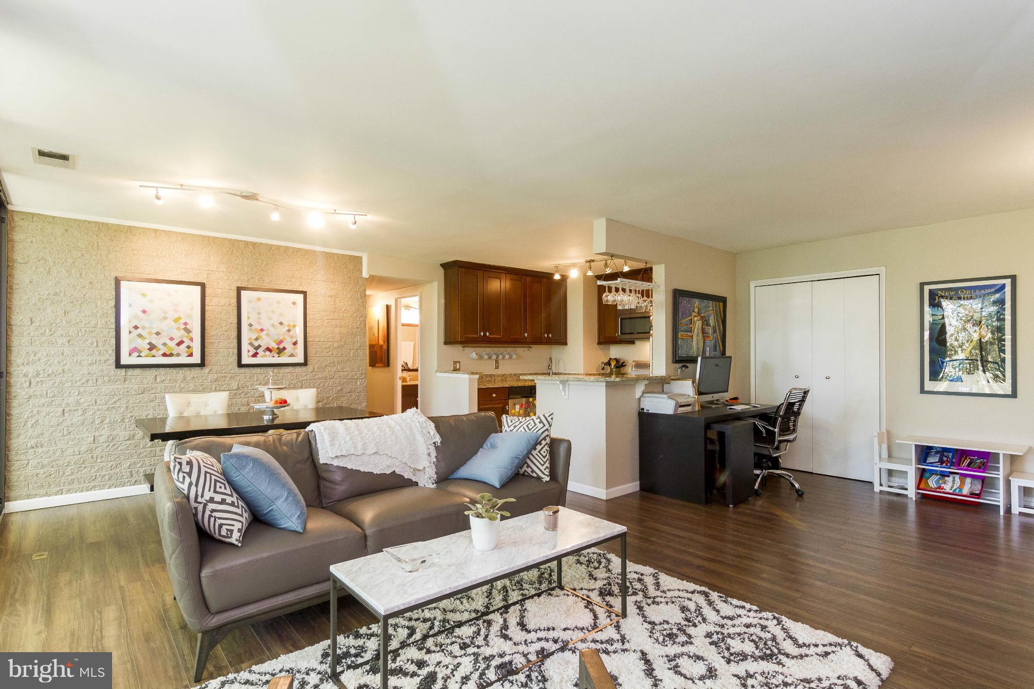 TWENTY-ONE - Residential