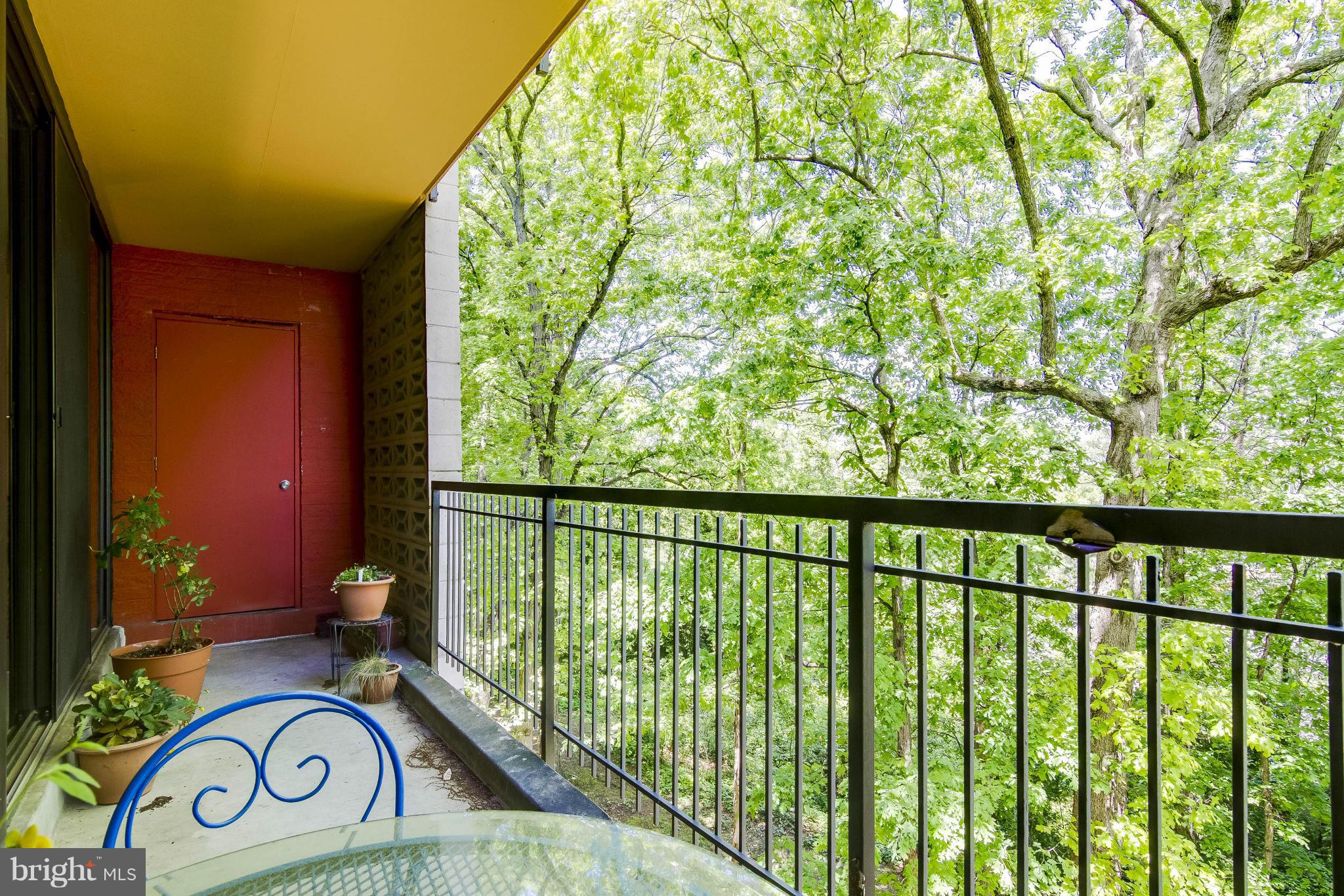 TWENTY-ONE - Residential