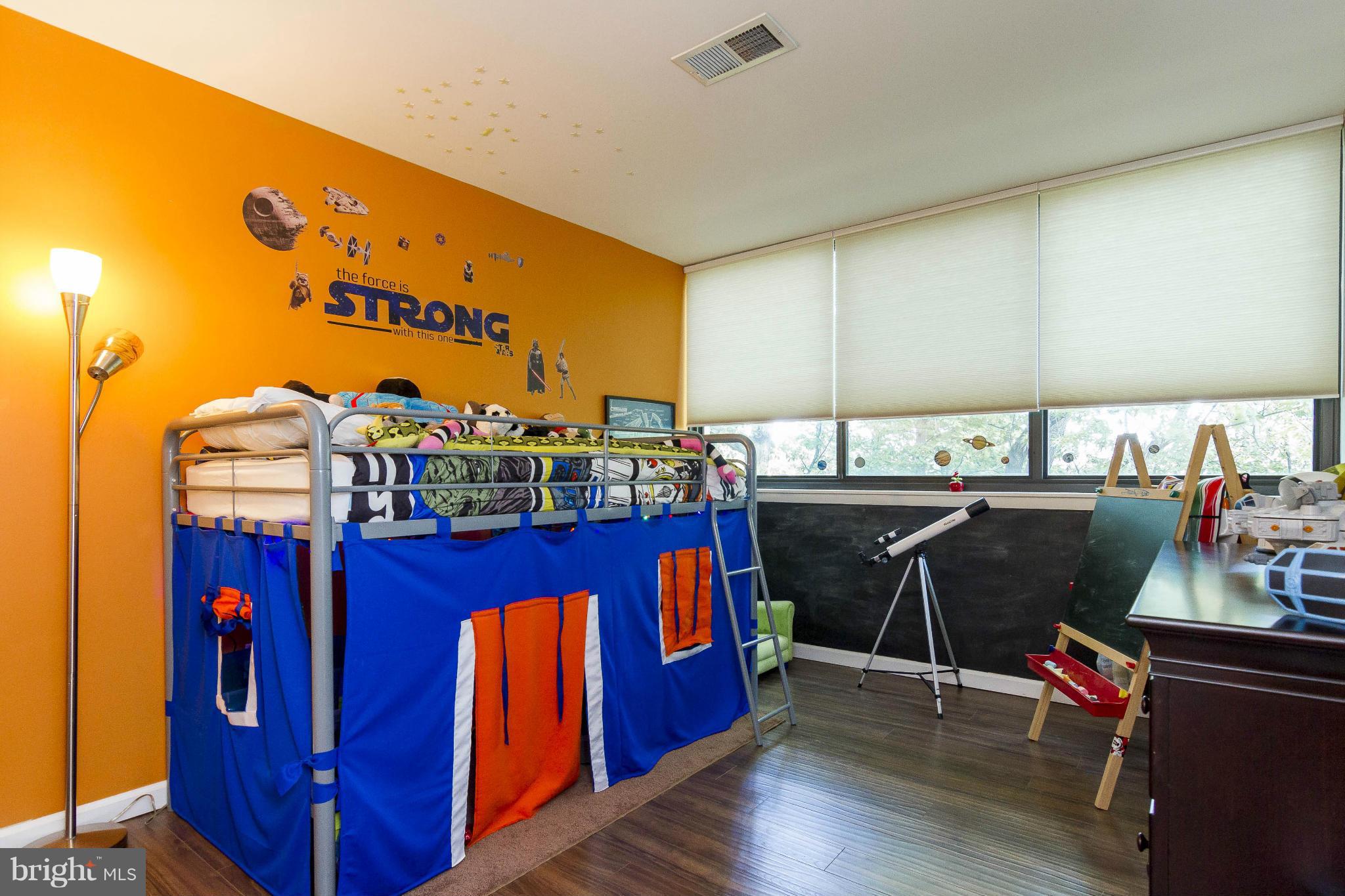 TWENTY-ONE - Residential