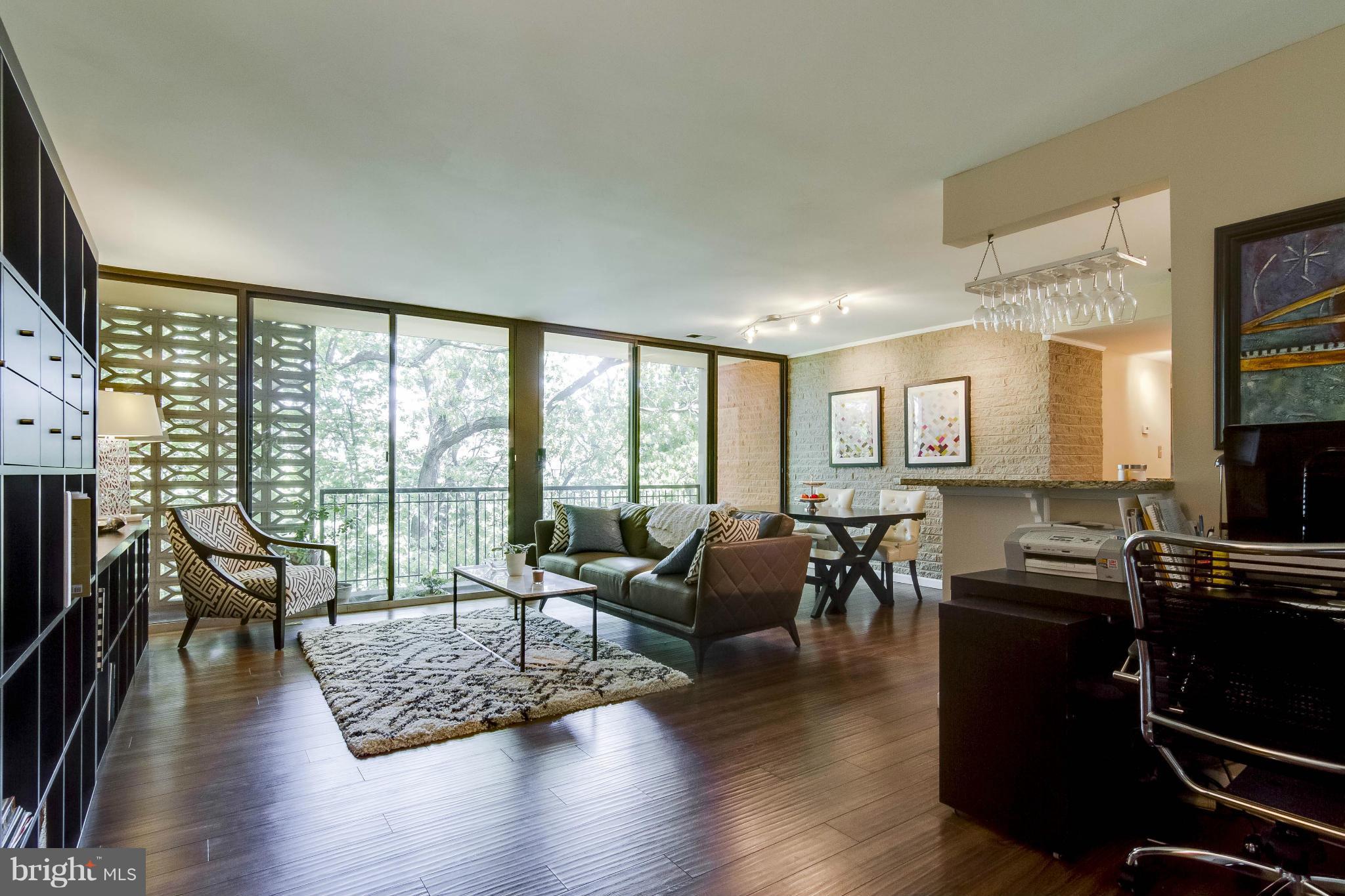 TWENTY-ONE - Residential