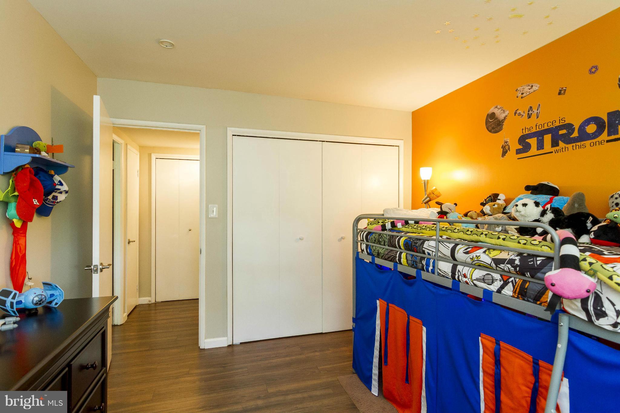 TWENTY-ONE - Residential