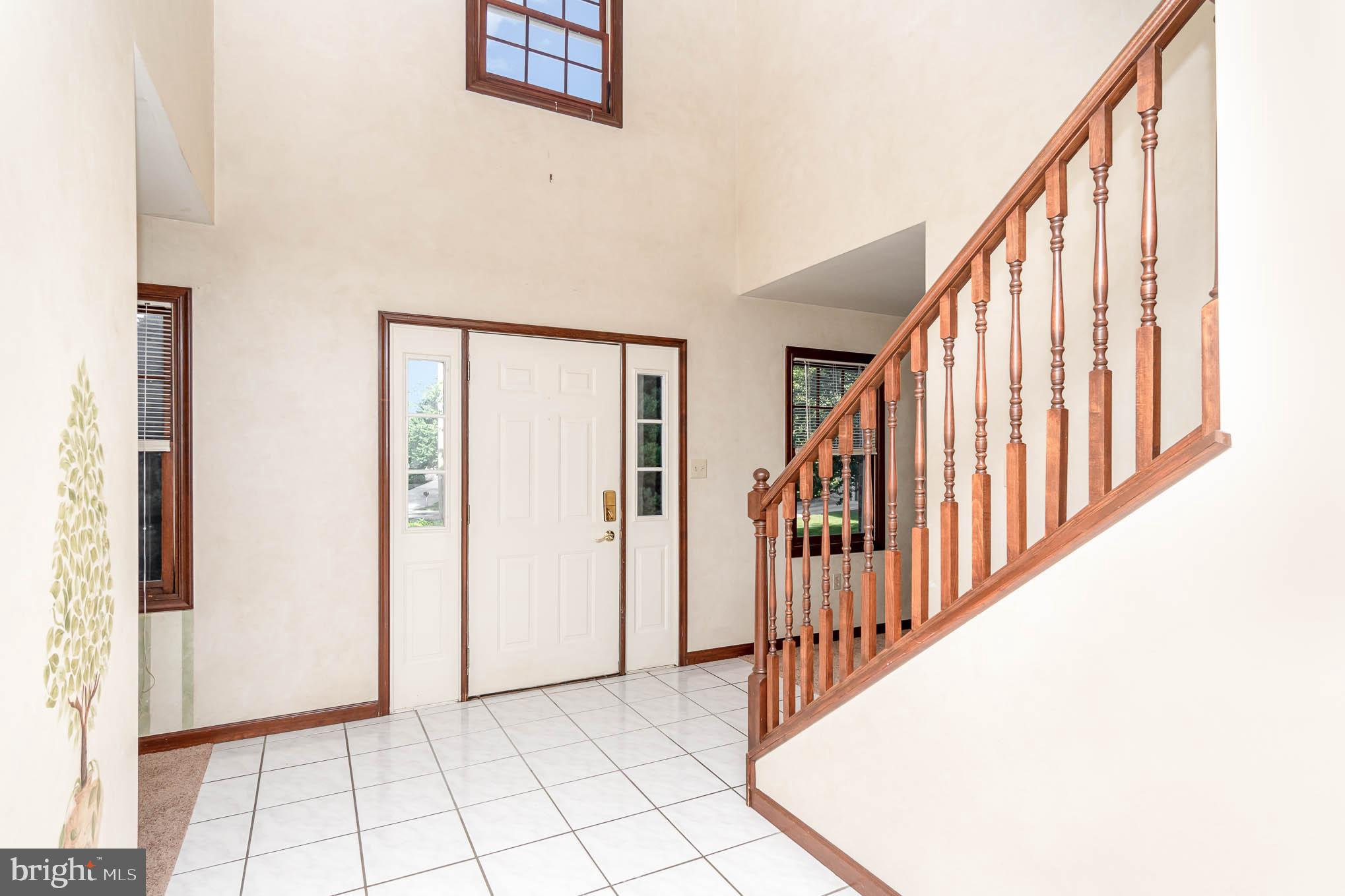 HAMPDEN COURT - Residential