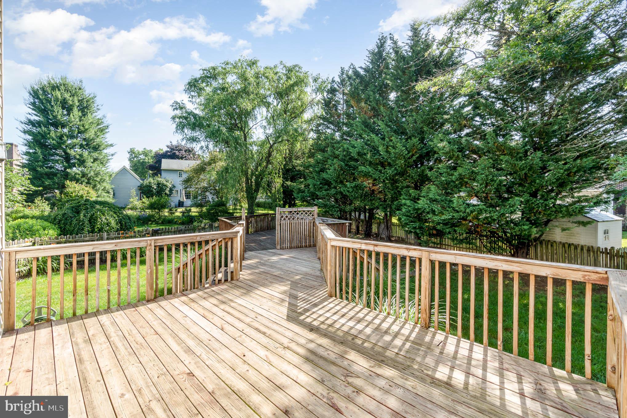 HAMPDEN COURT - Residential