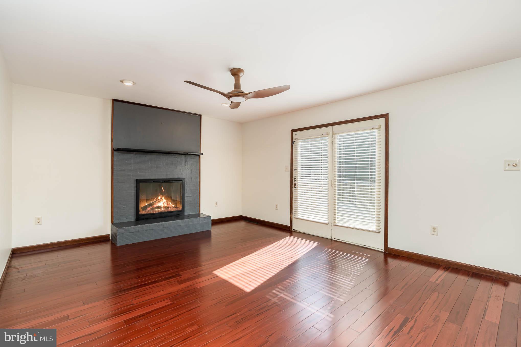HAMPDEN COURT - Residential