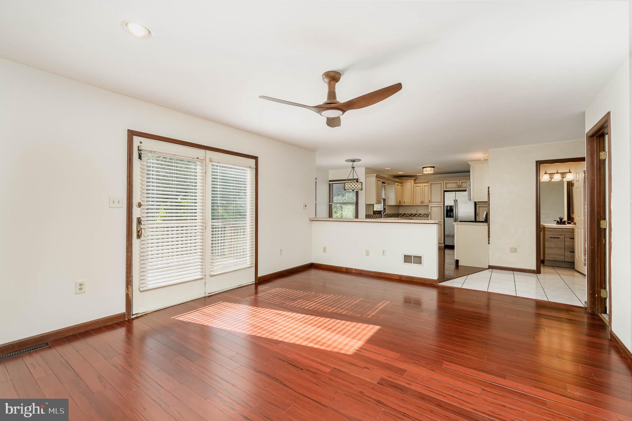 HAMPDEN COURT - Residential