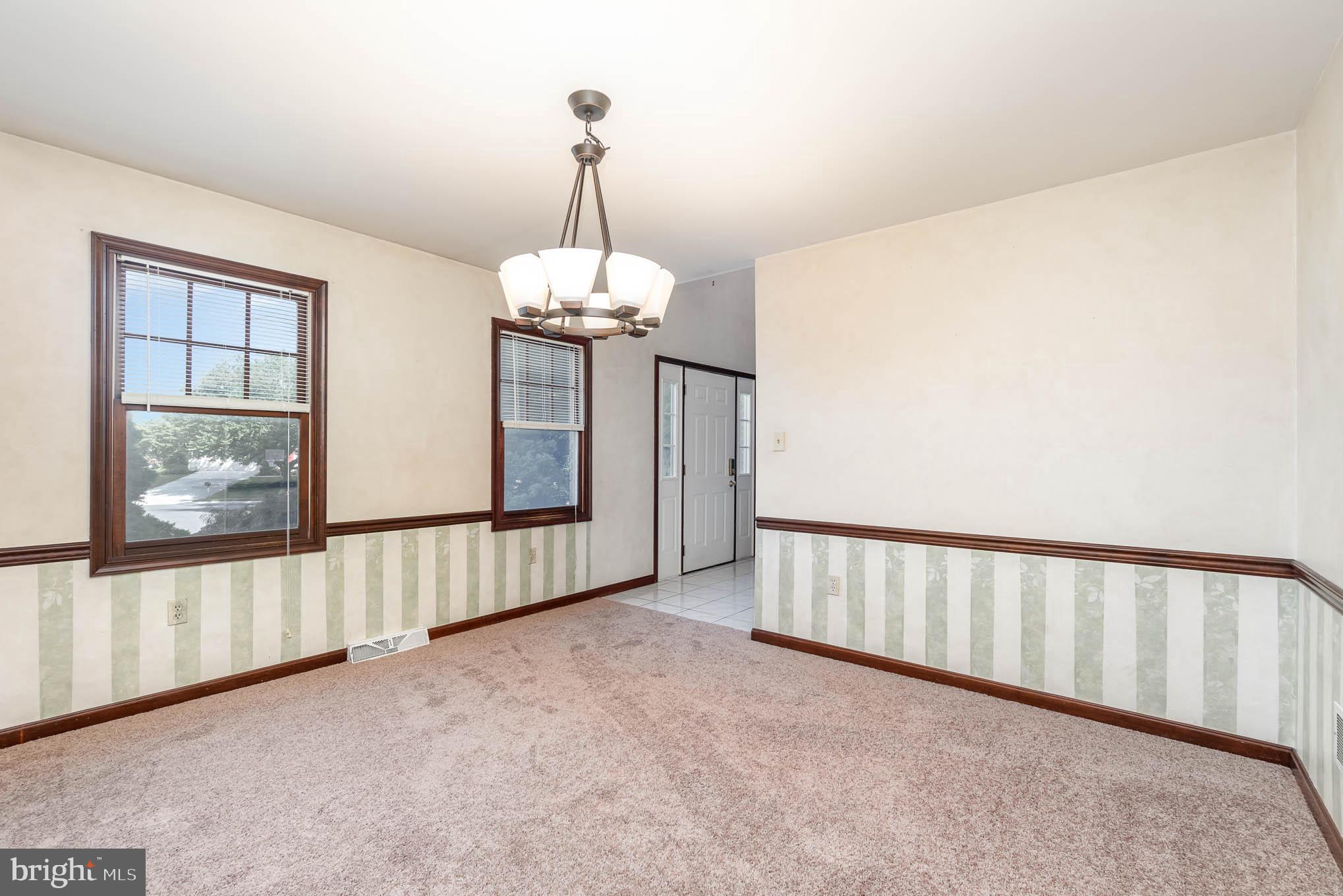HAMPDEN COURT - Residential