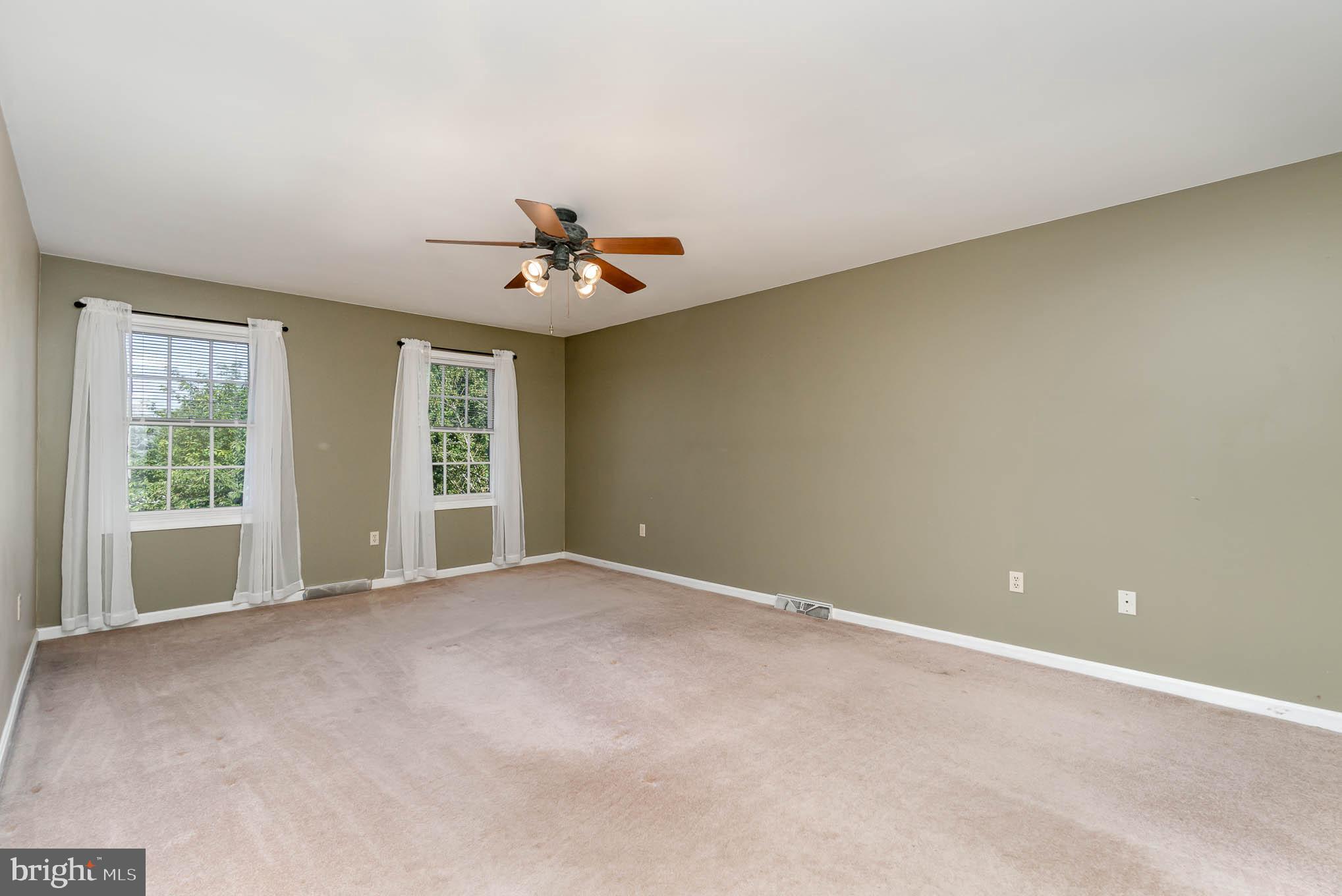 HAMPDEN COURT - Residential