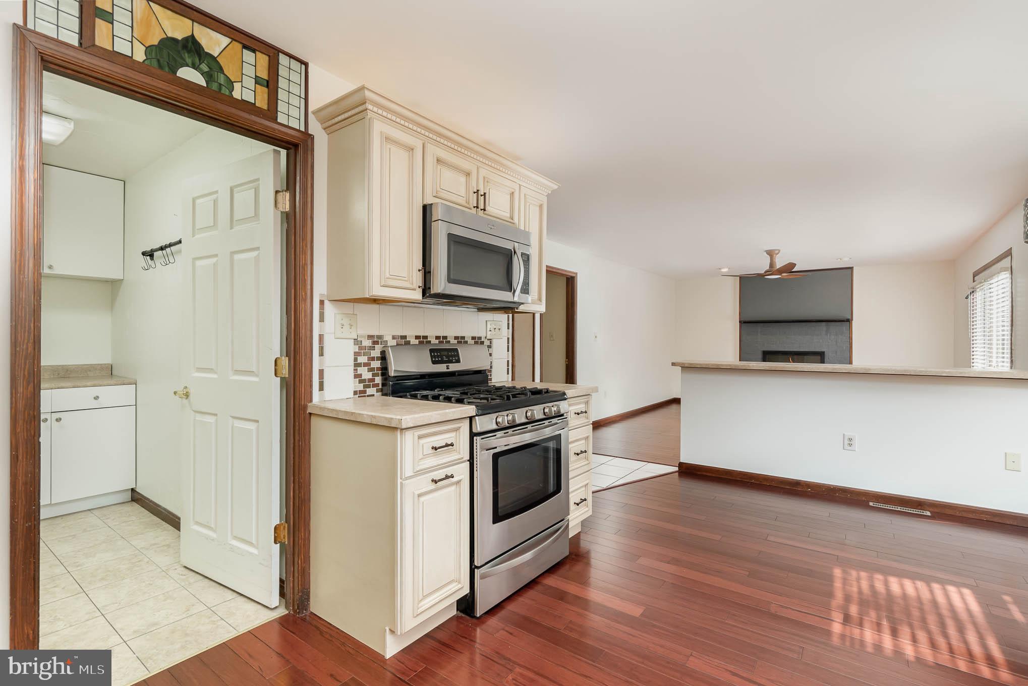 HAMPDEN COURT - Residential