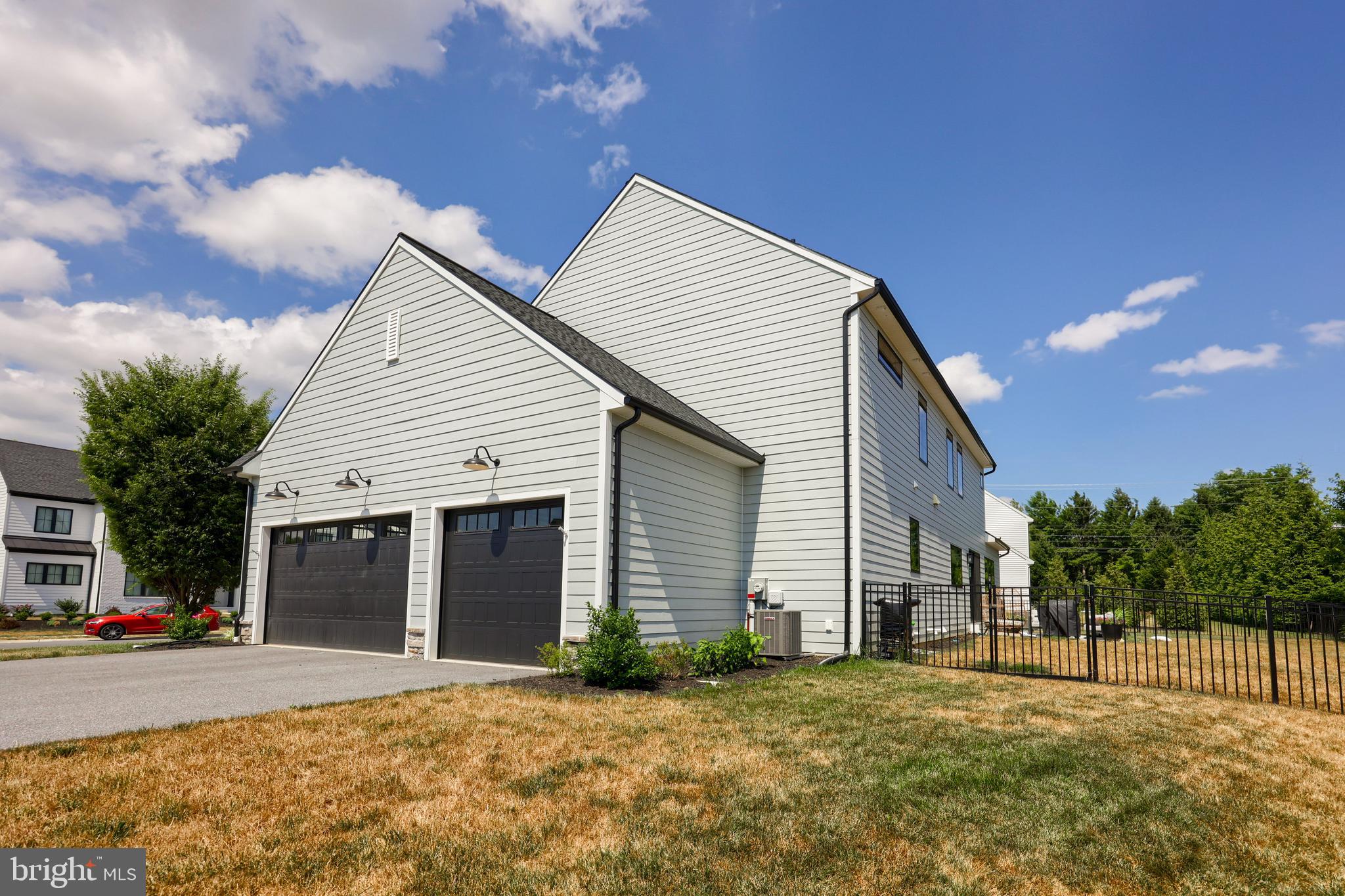 STONEHENGE RESERVE - Residential