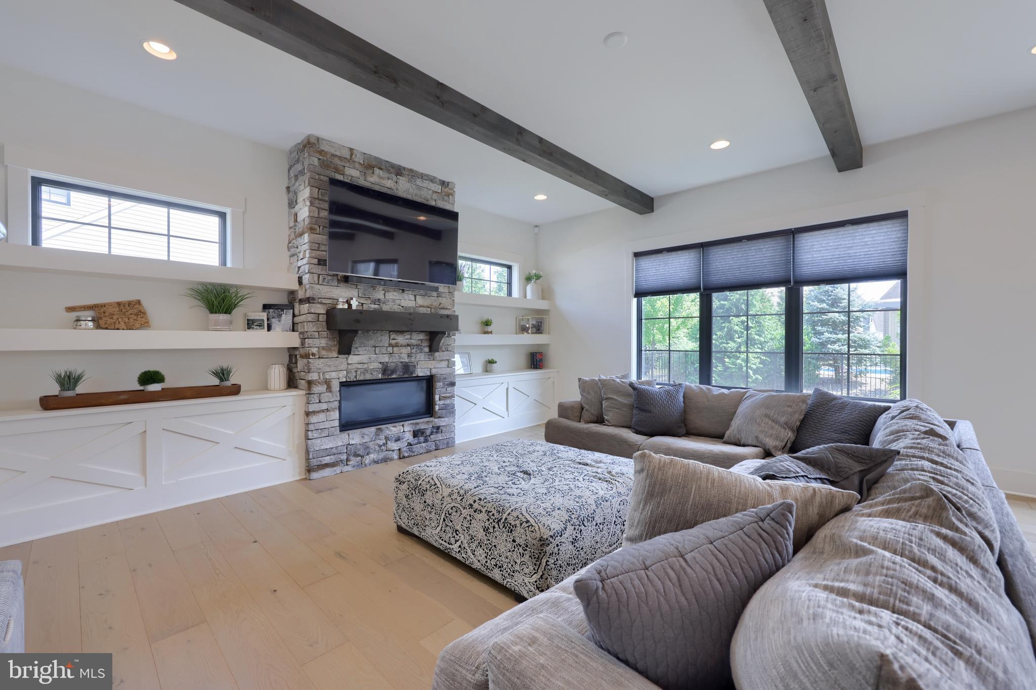 STONEHENGE RESERVE - Residential