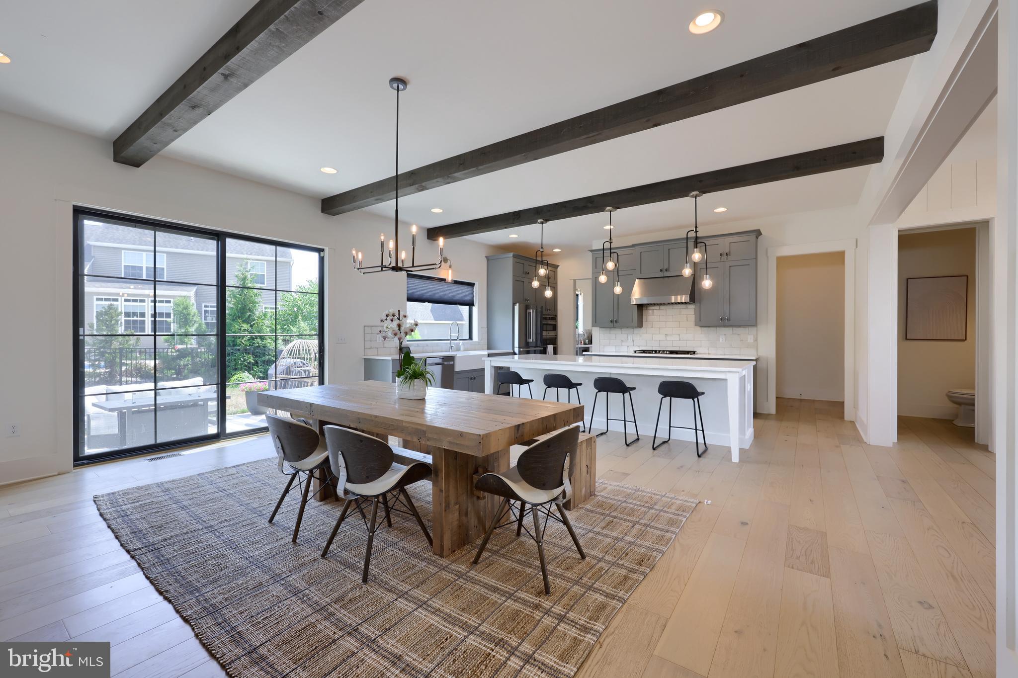 STONEHENGE RESERVE - Residential