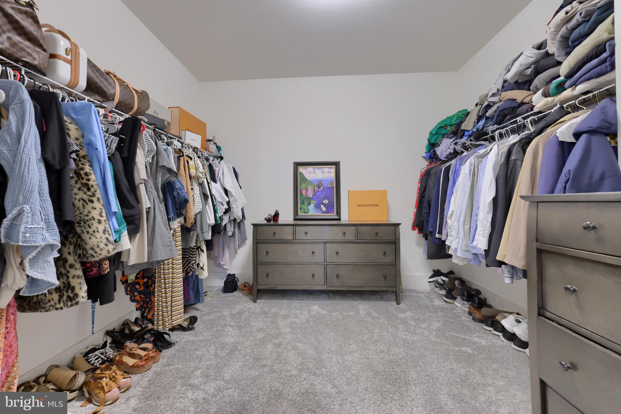 STONEHENGE RESERVE - Residential