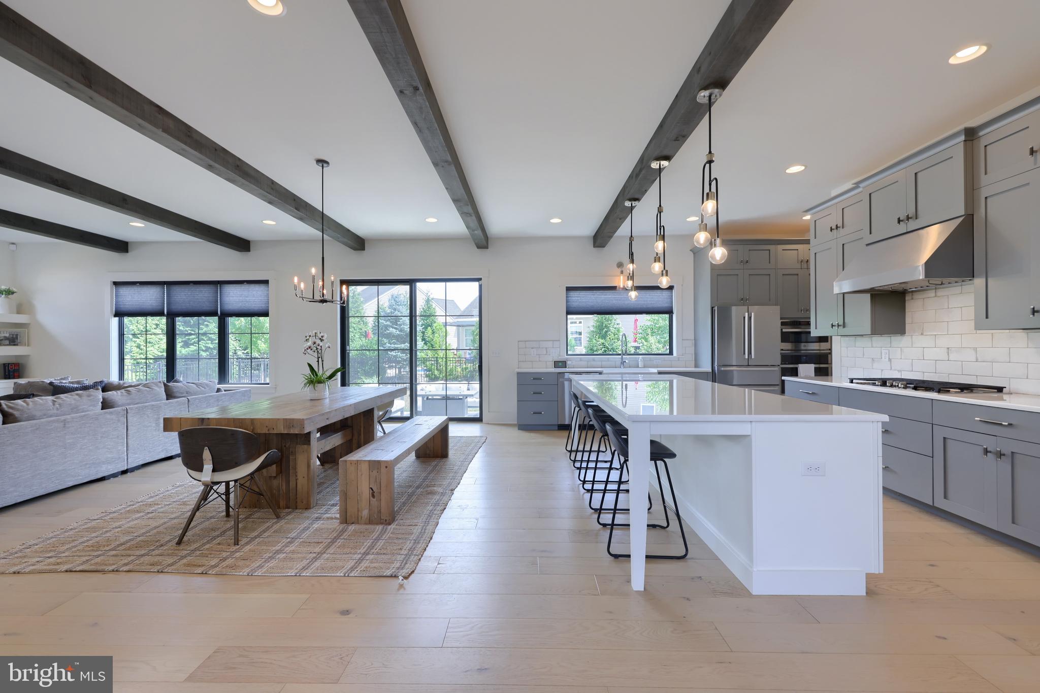 STONEHENGE RESERVE - Residential