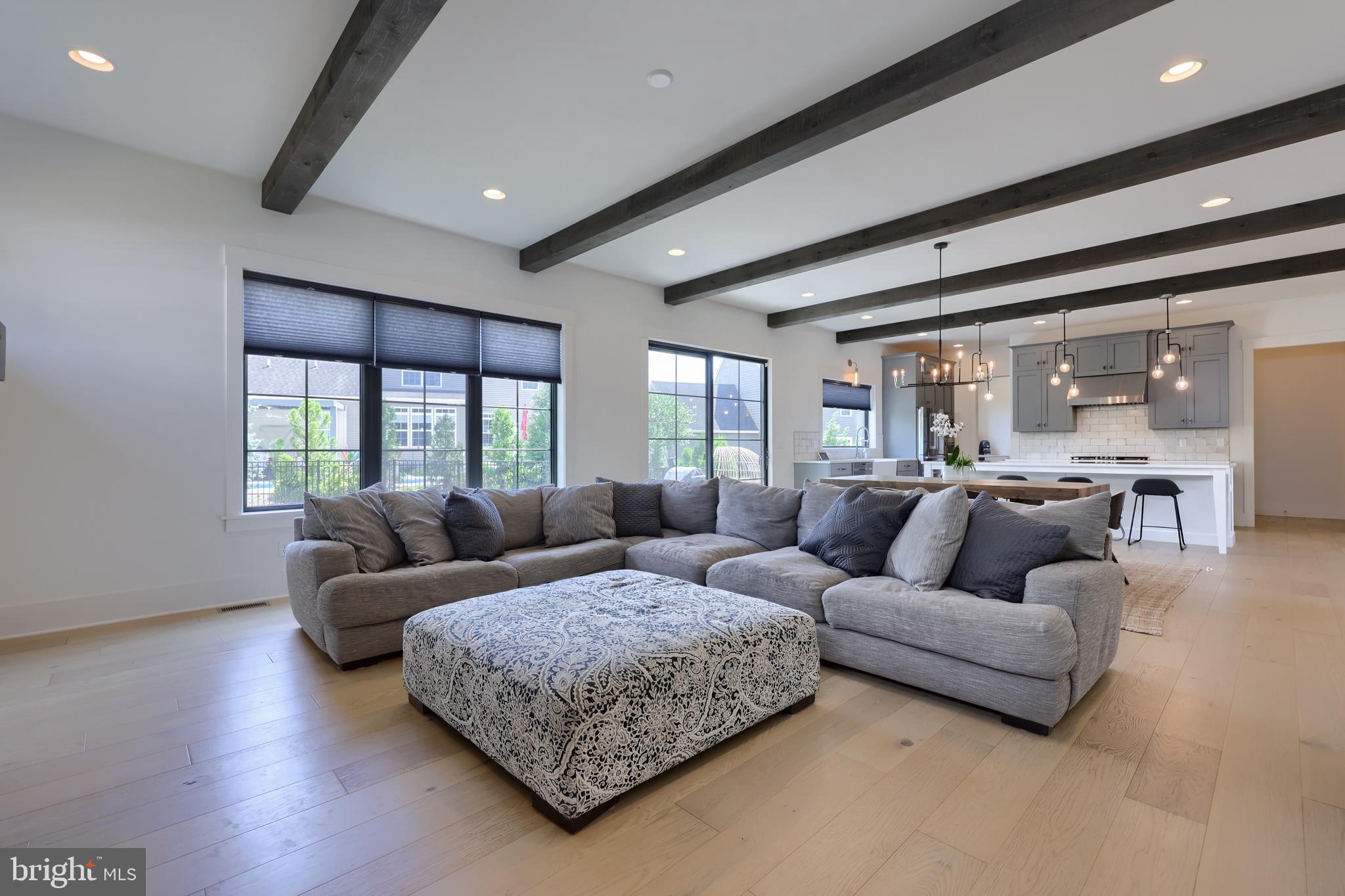 STONEHENGE RESERVE - Residential