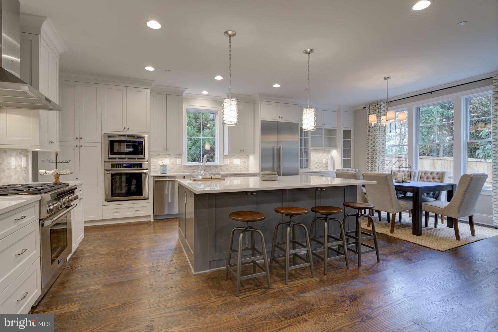 KENWOOD PARK - Residential