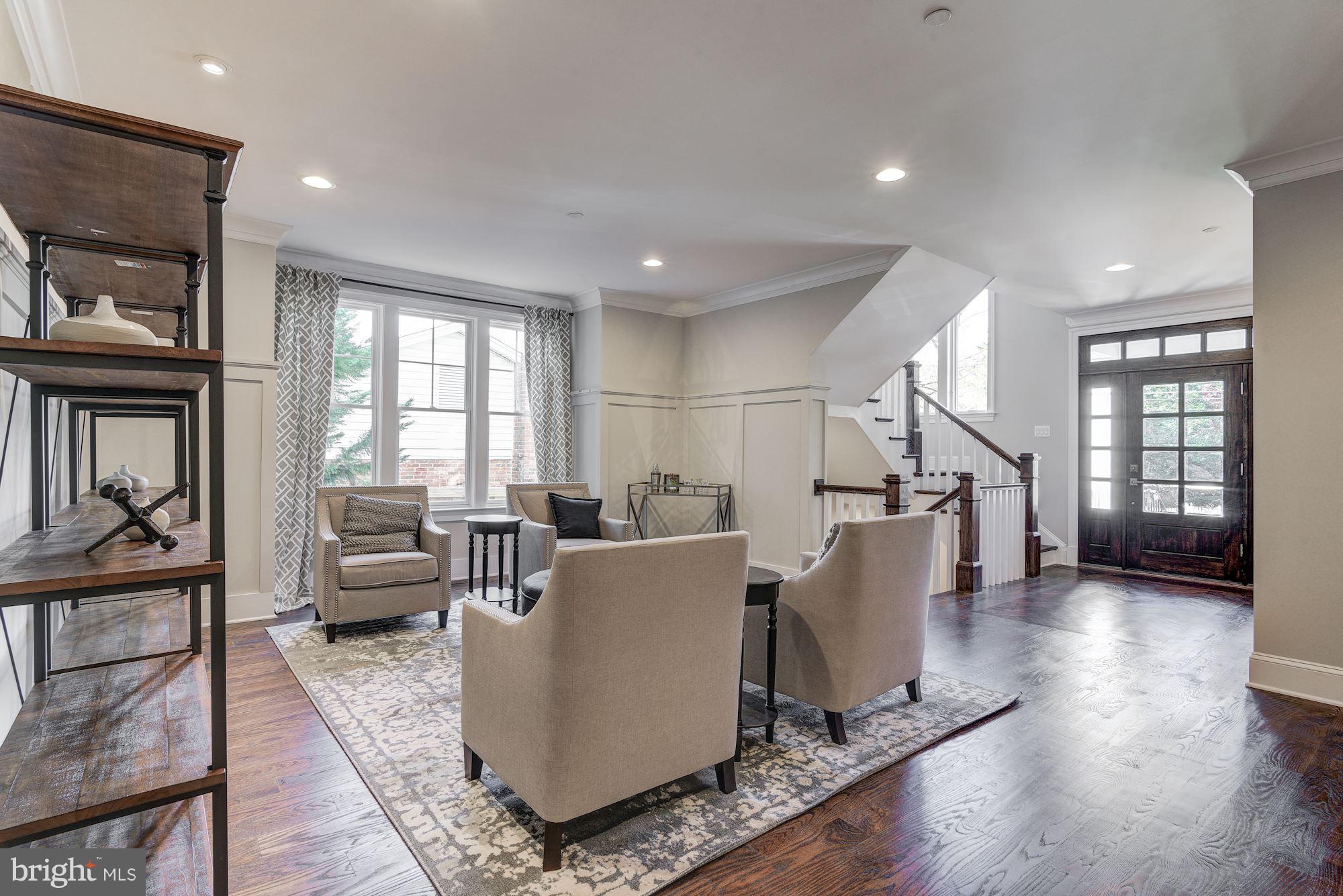 KENWOOD PARK - Residential